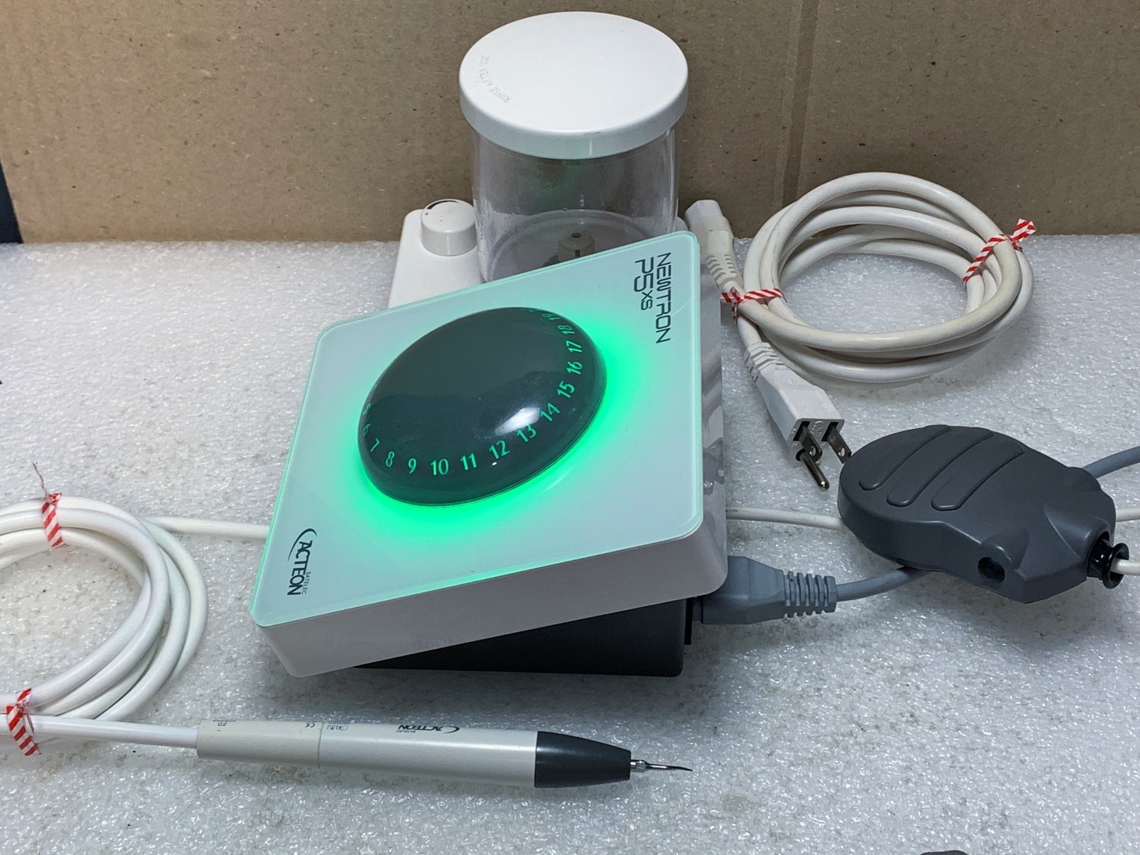 Acteon / Newtron / Satelec P5 XS B.LED Ultrasonic Scaler,90-Day Warranty