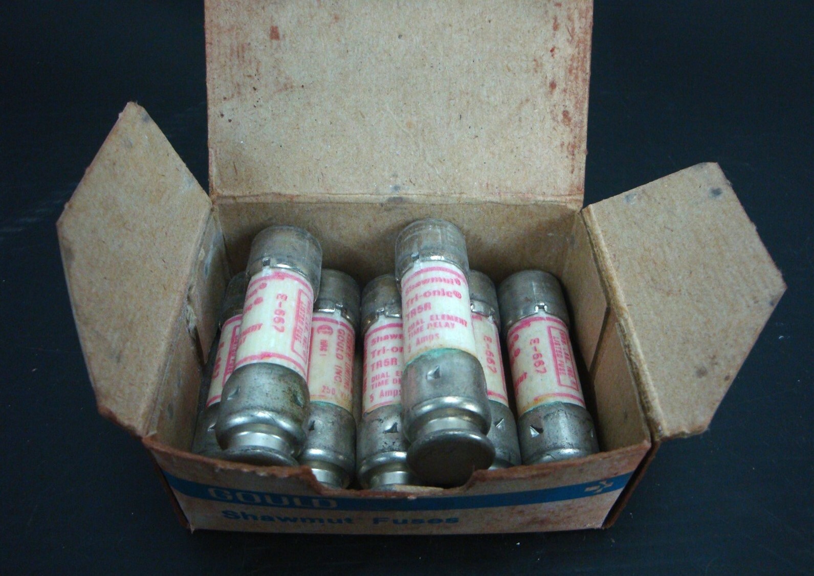 Ferraz Shawmut (BOX of 7) TR5R Time Delay Fuses 5 Amp, 250 Volts