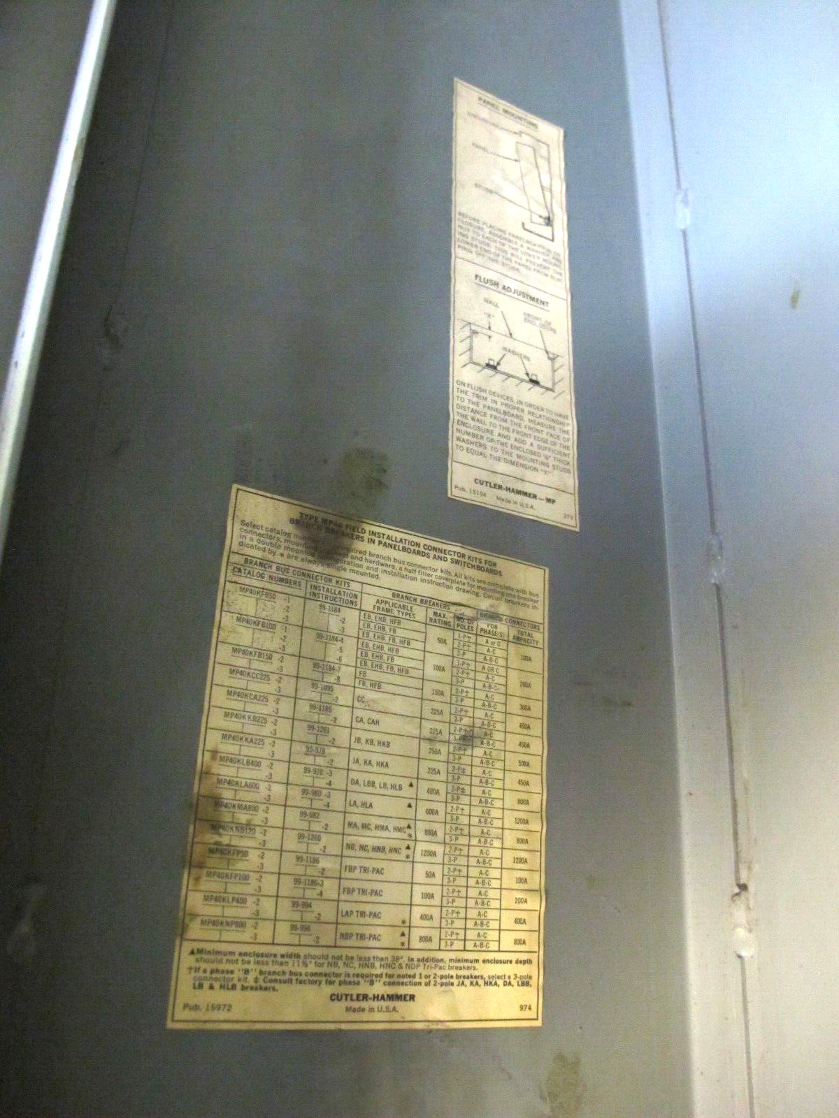 Cutler Hammer MP40 600 Amp Main Lug Breaker Panelboard 600V 3-PH 4W 600A Panel