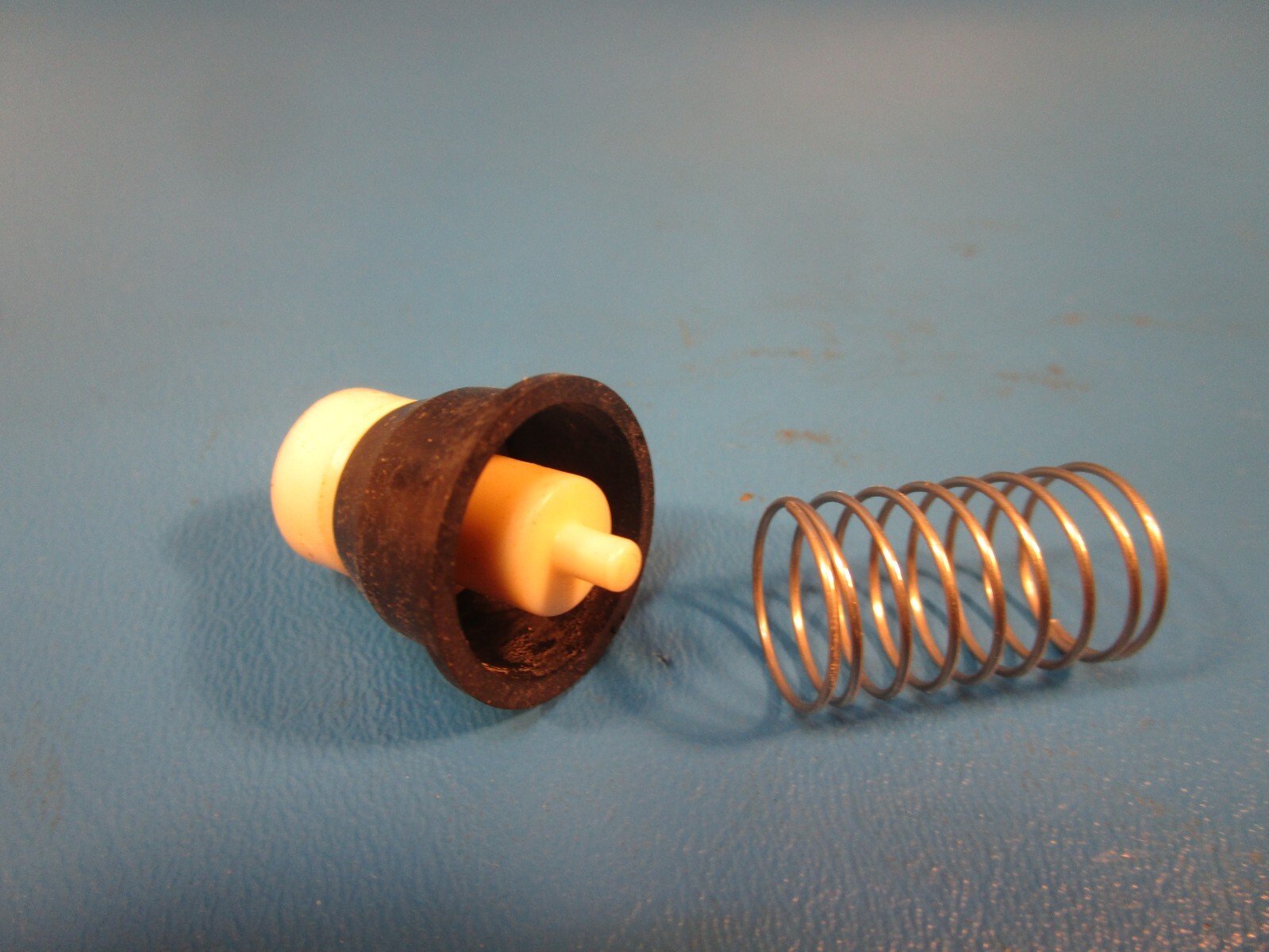 SIEMENS 3SX3 126, SPRING ROD RESET SWITCH W/EXTENSION ARM
