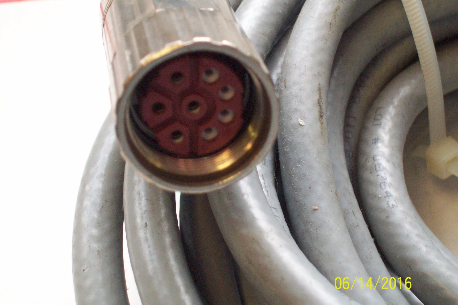ALPHA WIRE CABLE 16 AWG 65604CY with (1) 8 PIN FEMALE PLUG END