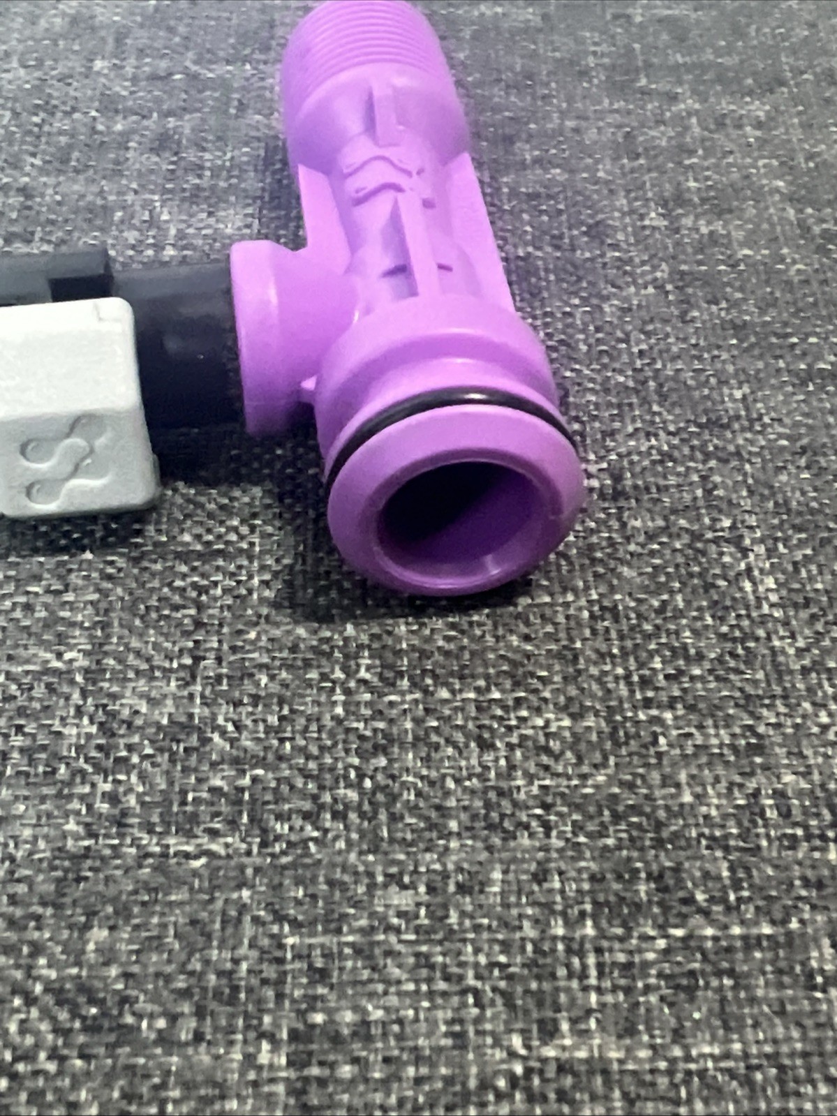 VersaDial 717117 PC2 Composite Quick Connect Injector 4.5 GPM 1 Barb Purple
