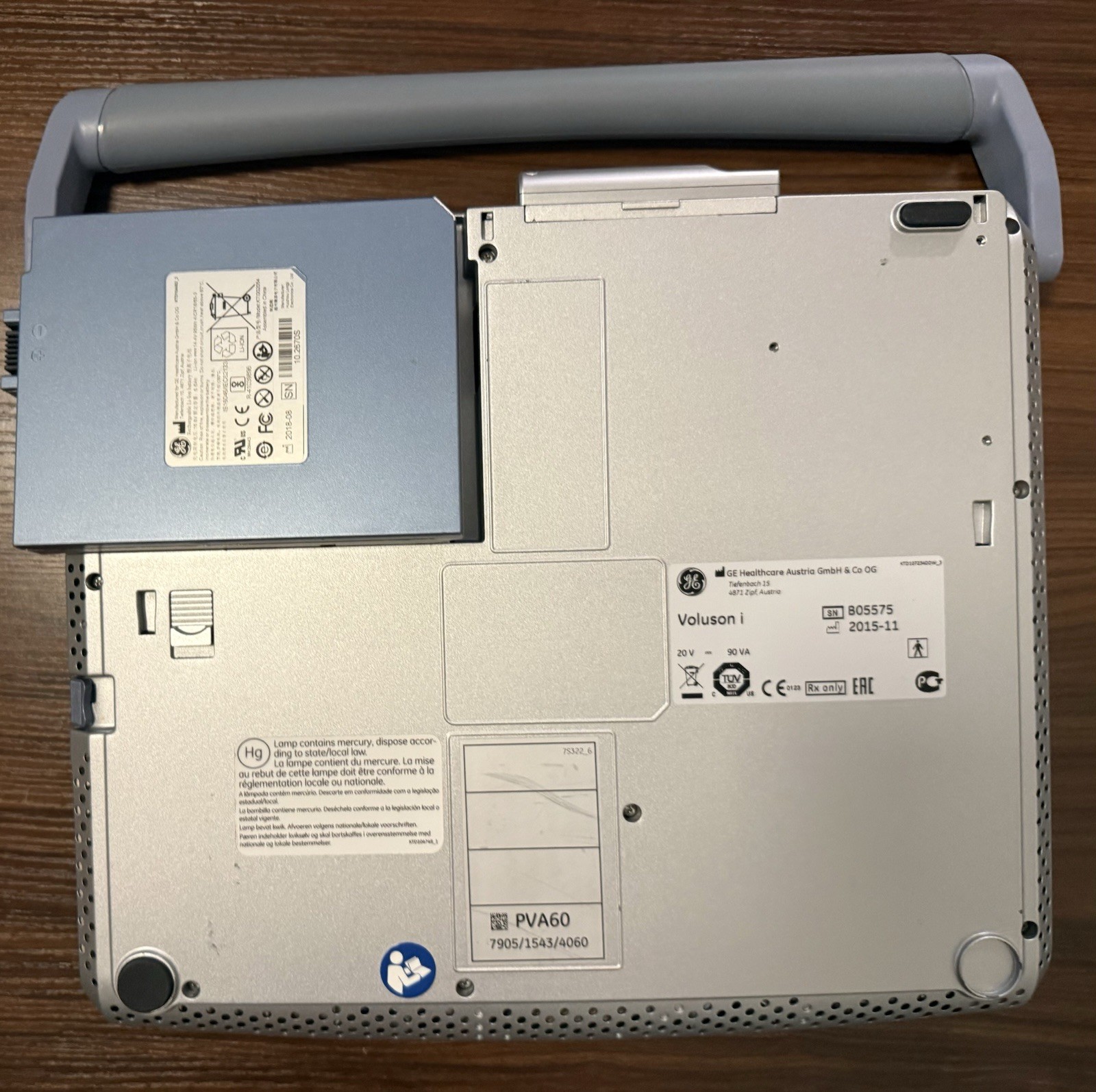 GE VOLUSON i BT14 2015 OB/GYN ULTRASOUND, BOX ONLY, PROBES ARE NOT INCLUDED.