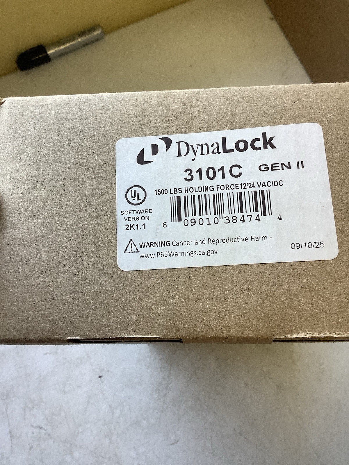 DynaLock 3101C GEN II Electromagnetic Lock 1500 lb 12V/24V Single Door