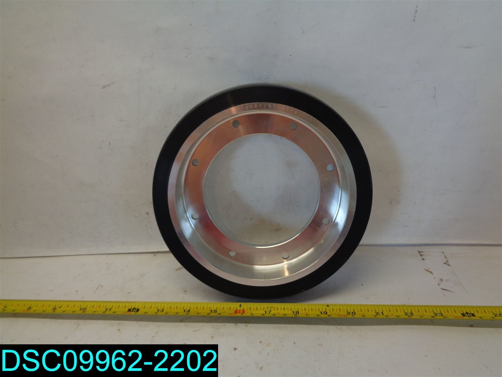 2021/07/27-A 7-3/4″ X 7-3/4″ X 1-5/8″