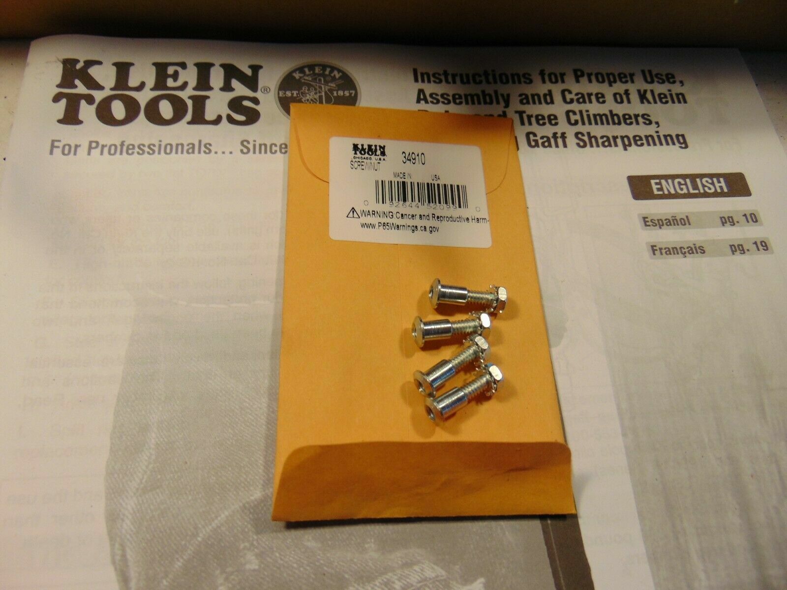 KLEIN TOOLS TREE CLIMBERS SET 2-3/4″ GAFFS Tree Climbing Spikes With L Pads