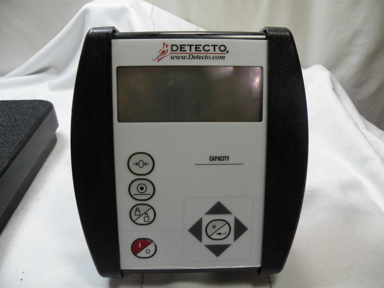 Detecto Cardinal 750 Digital Display & DR400- 750 Scale, 400 lb × 0.2 lb