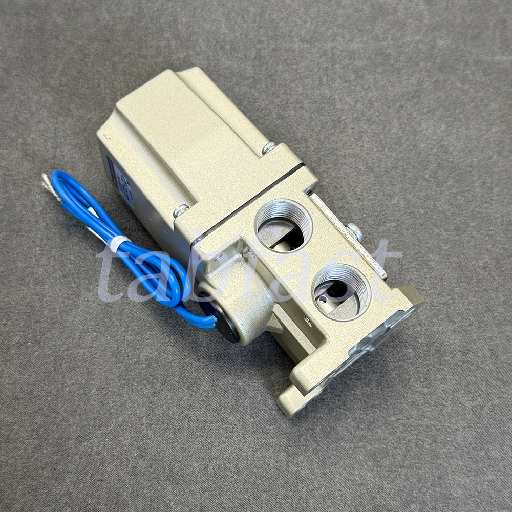 Brand New 1Pcs VS3135-043 for SMC solenoid valve AC110V 50/60Hz