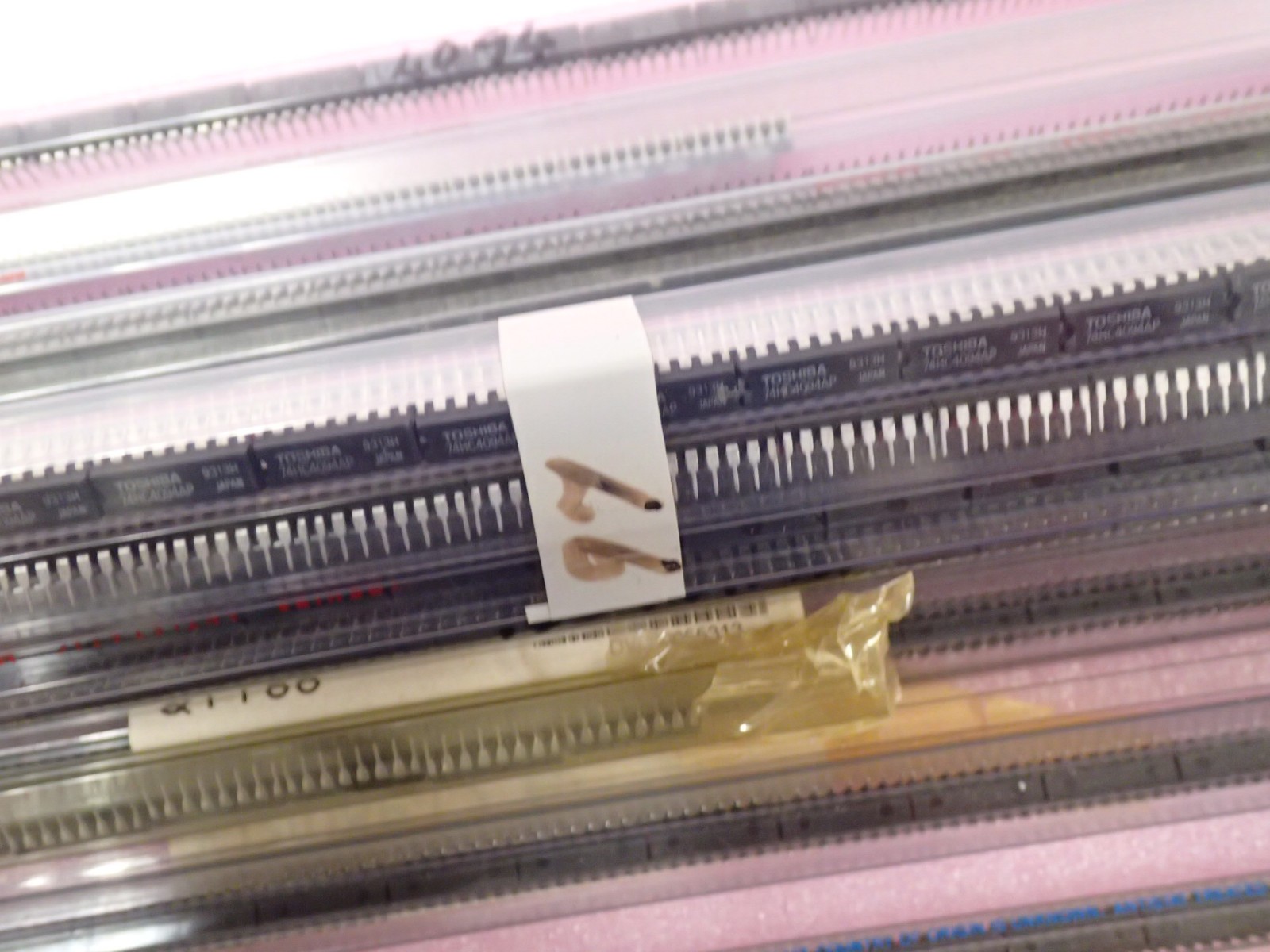 2.3 LBS ASSORTED INTEGRATED CIRCUITS / IC’S VARIOUS MANUFACTURERS