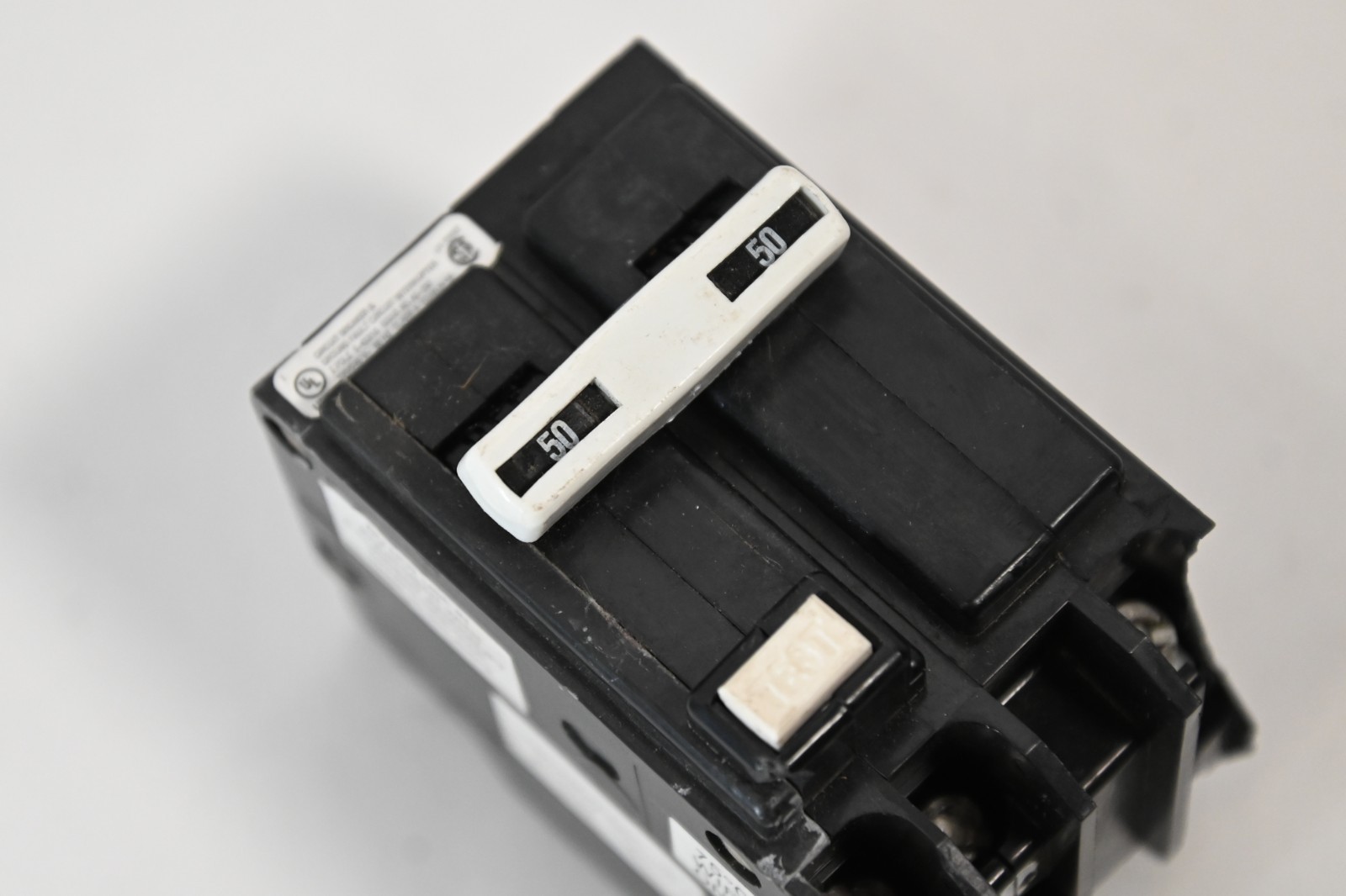 GE THQL2150GFT 50 Amp 2 Pole 120/240V *chipped*