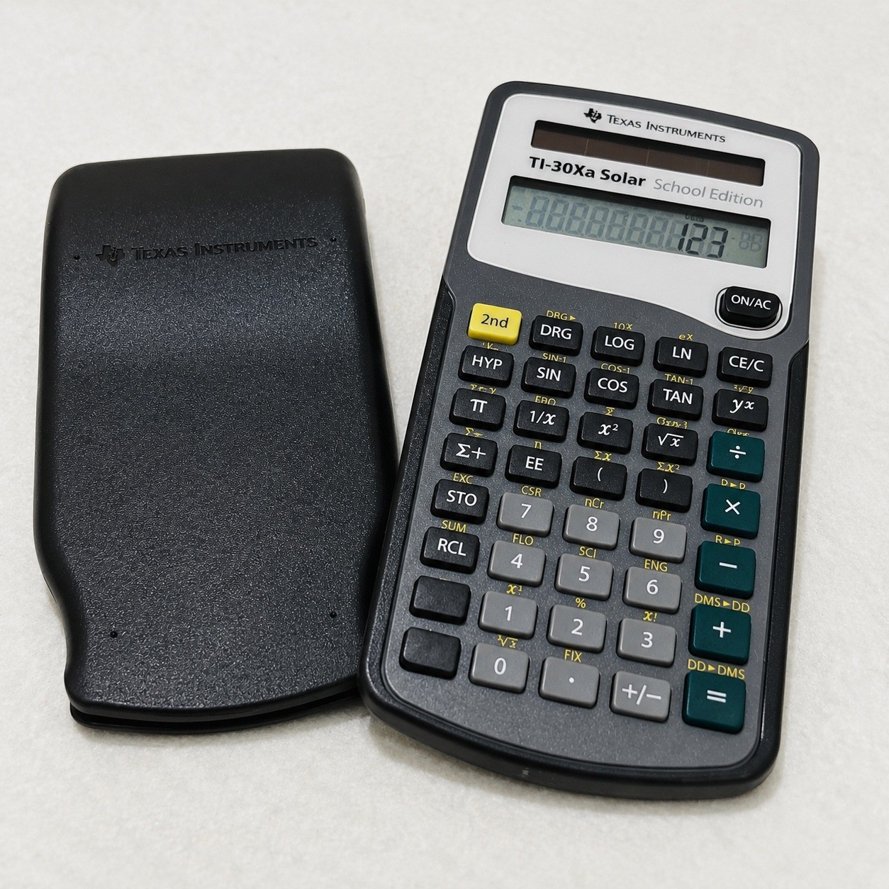 Texas Instruments TI-30Xa Solar School Edition Scientific Calculator Black Case