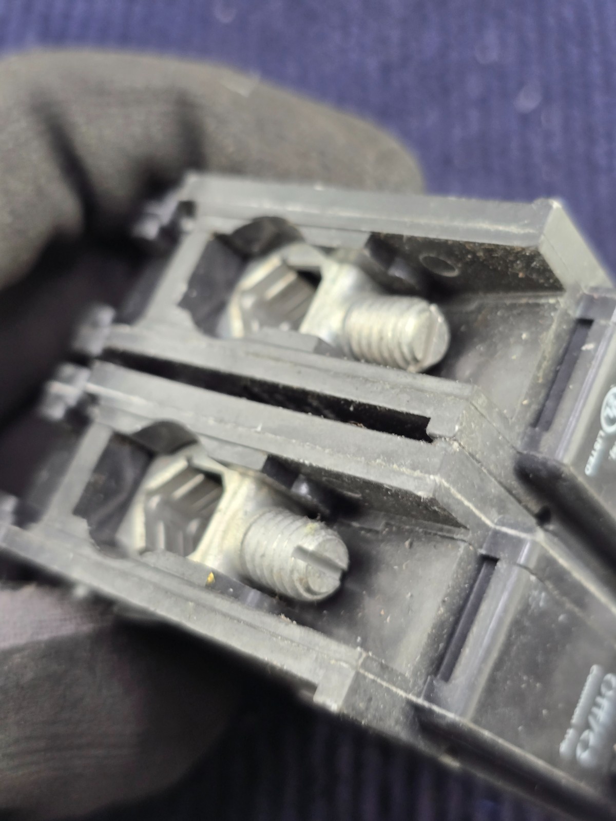 Eaton BR290 90A 2-Pole Miniature Circuit Breaker 120/240VAC, 10 kaIC Common Trip