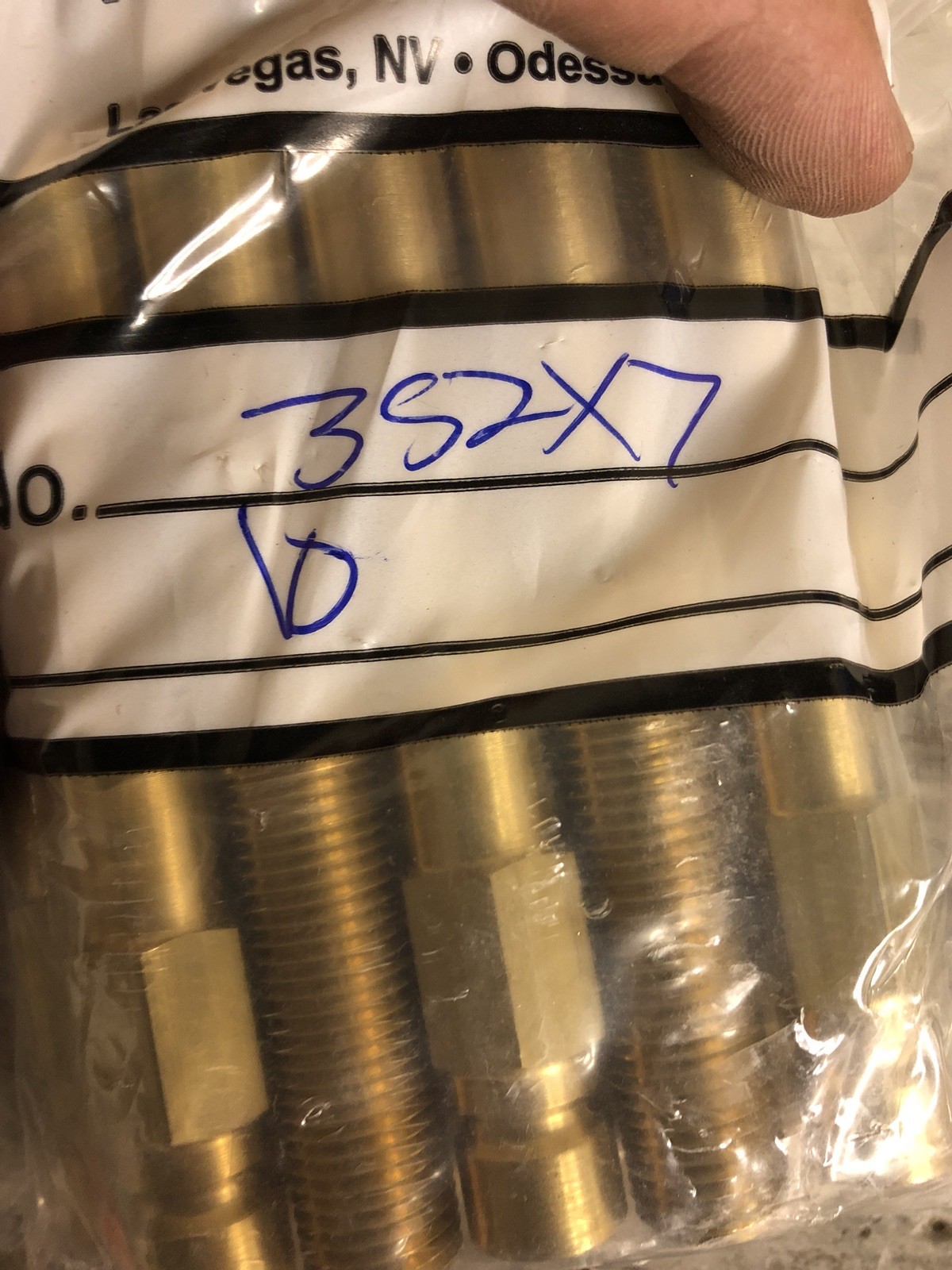 QTY 70 BRASS EXTENSION PLUG 352 X 4 4″ Mixed Sizes Plastic Process Equipment