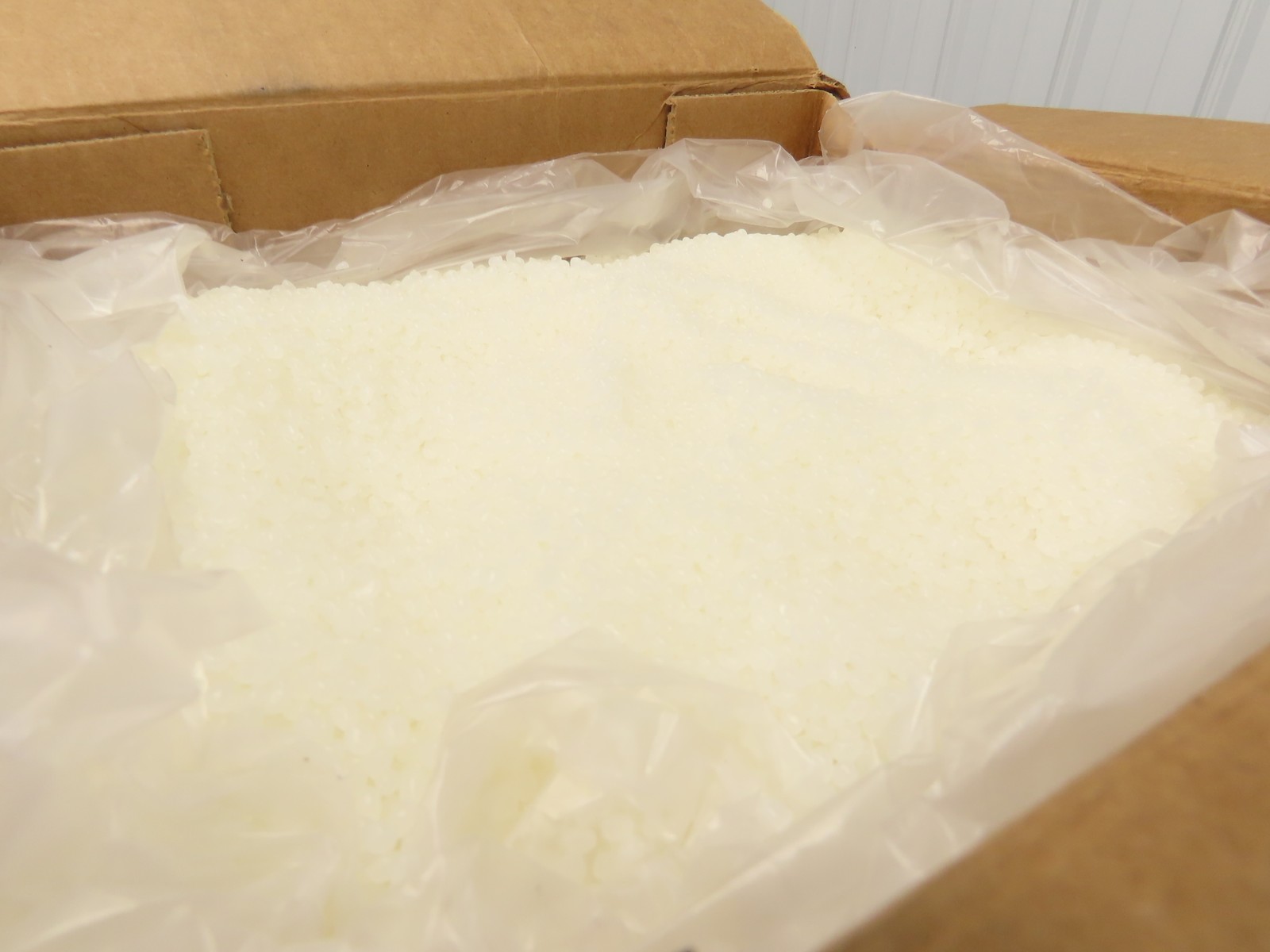 Henkel 8990 Technomelt Hot Melt Adhesive Glue 30lbs Carton BB 3/9/2026
