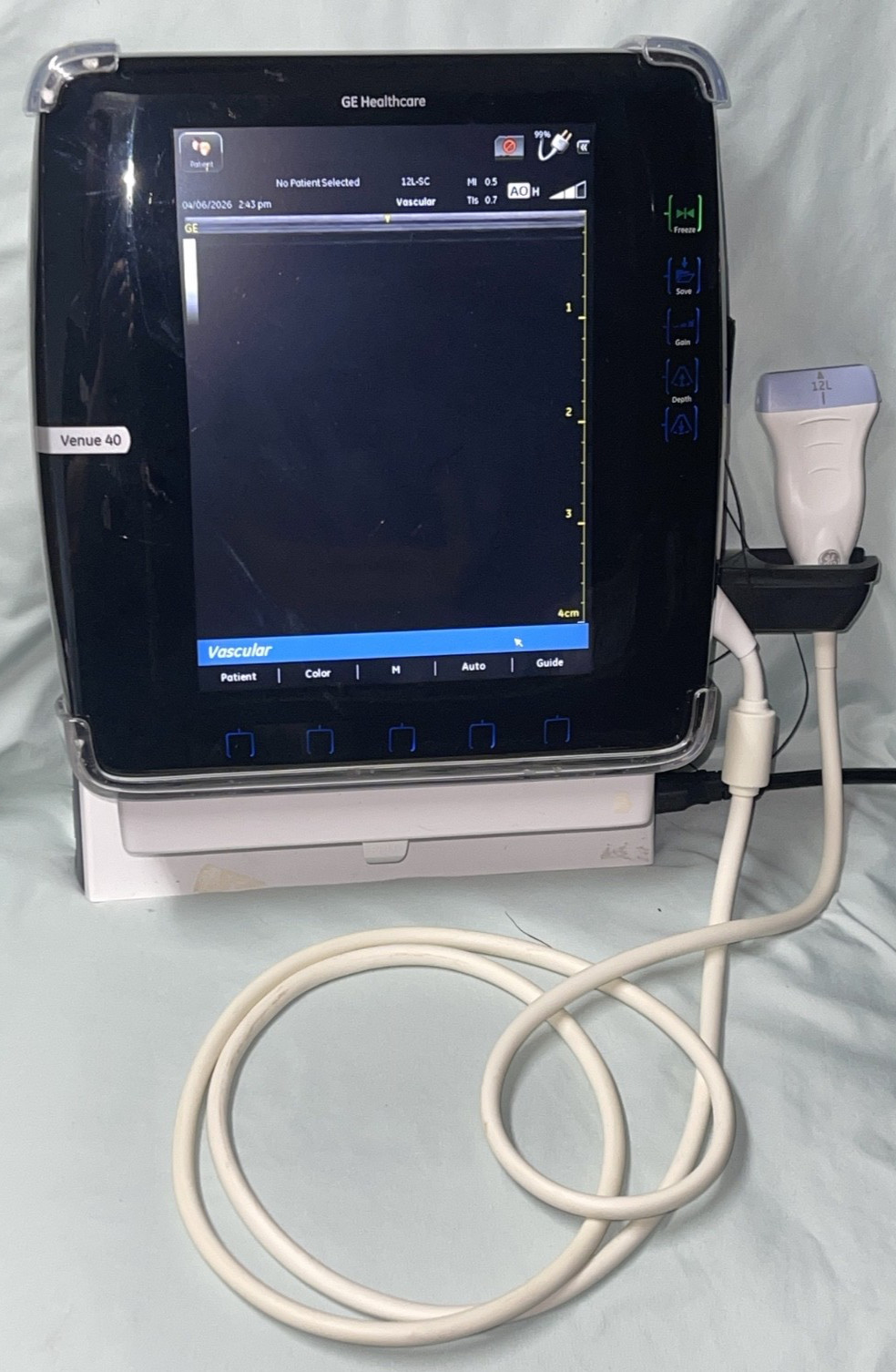 GE VENUE 40 Vascular Portable Ultrasound W/ 12L-SC Probe and docking station