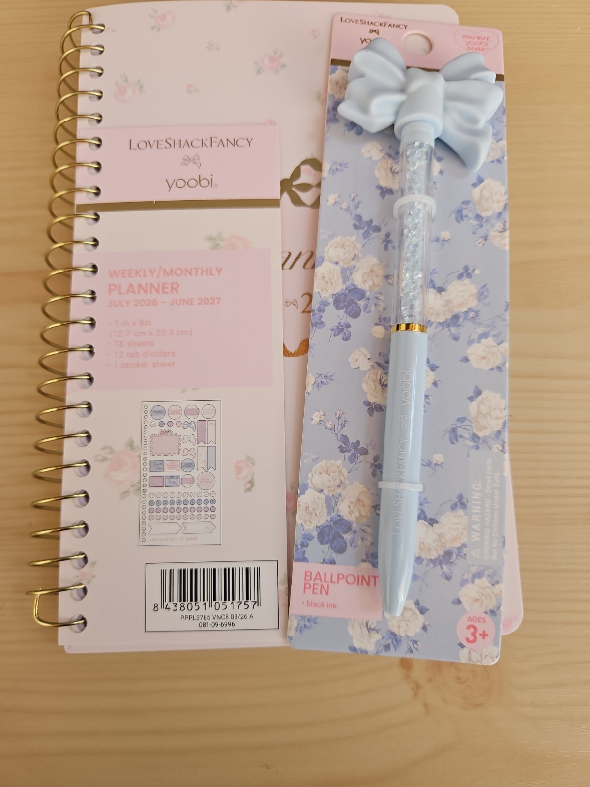 LoveShackFancy x Target – Yoobi Monthly & Weekly Planner 5″x 8″ With Bow Pen