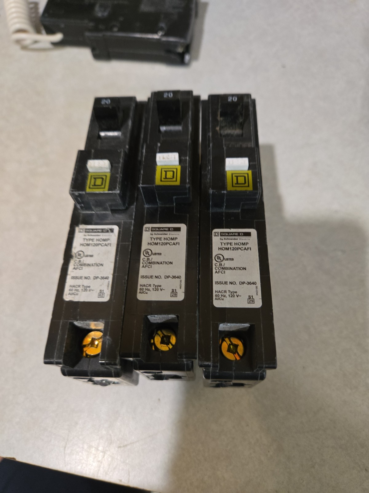 (3) Square D HOM120PCAFI Arc Fault Circuit Breaker Plug-On Neutral 20 amp USED