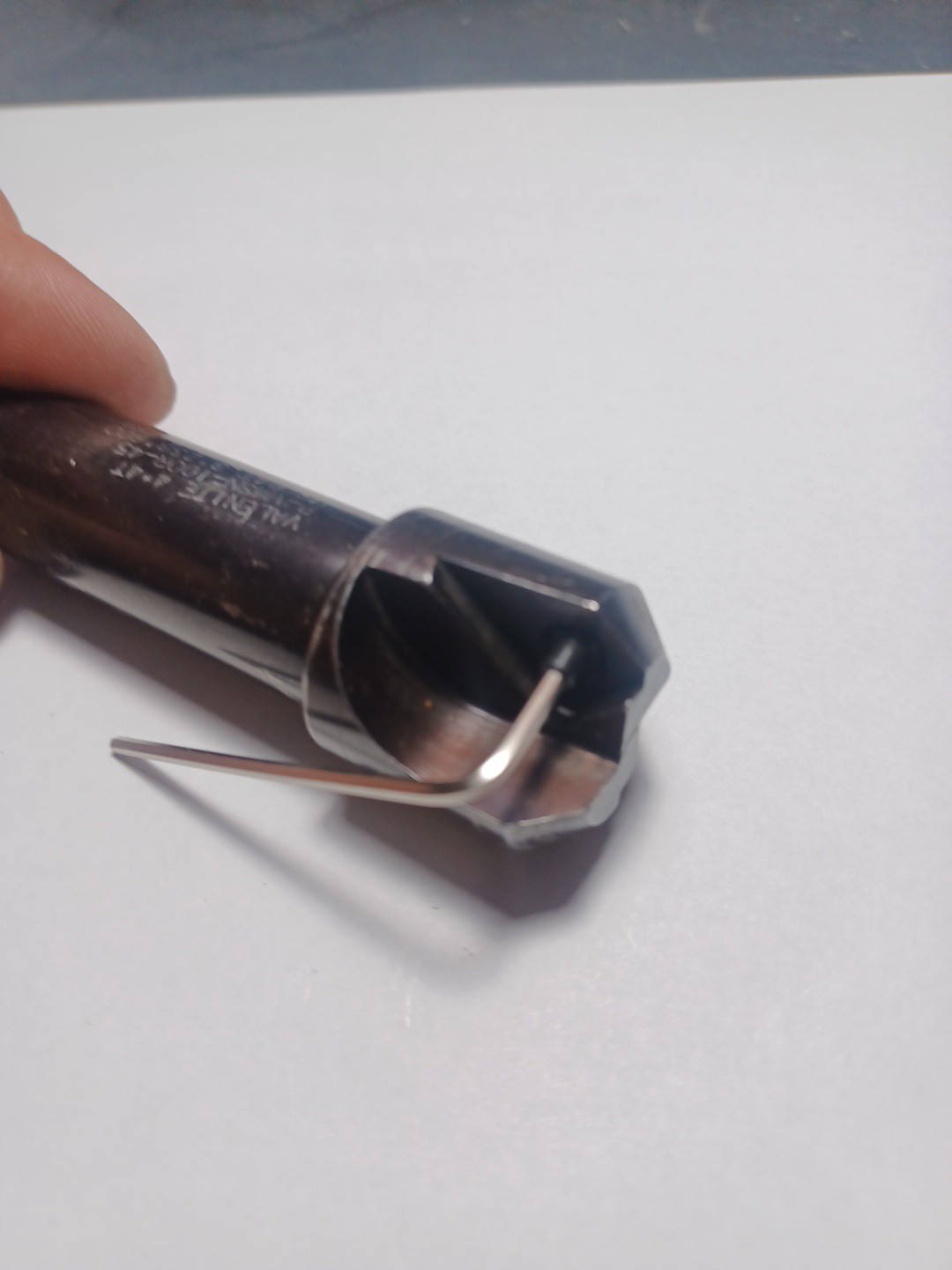 Valenite Carbide 45 degree Insert Cutters 1.5 And 1.0 Inch lot of 2