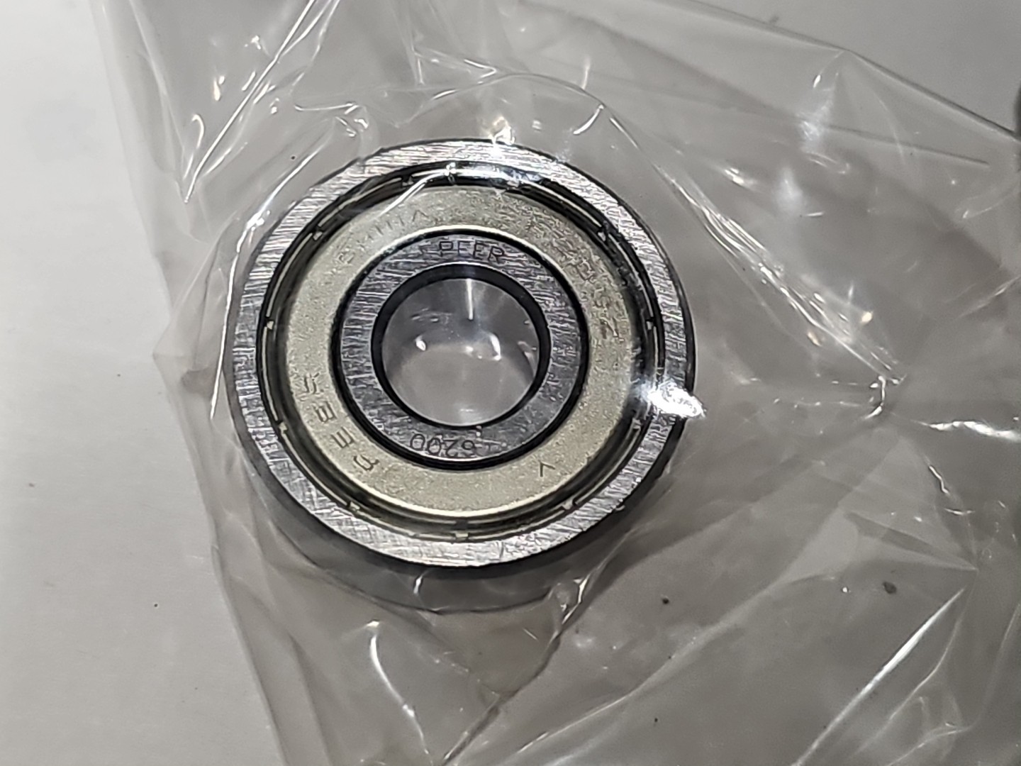 Lot Of 13 New 6200-ZZD-C3 – PEER BALL BEARING – RADIAL 10X30X9 W185982