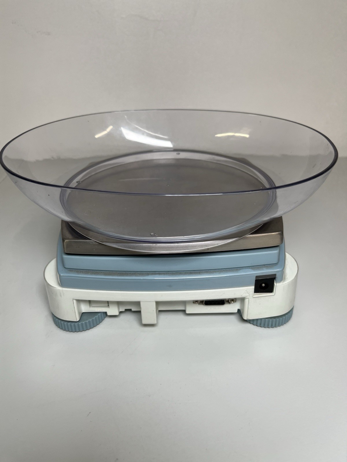 Ohaus Adventurer Pro AV8101 Precision Balance 8100g lab laboratory 100mg