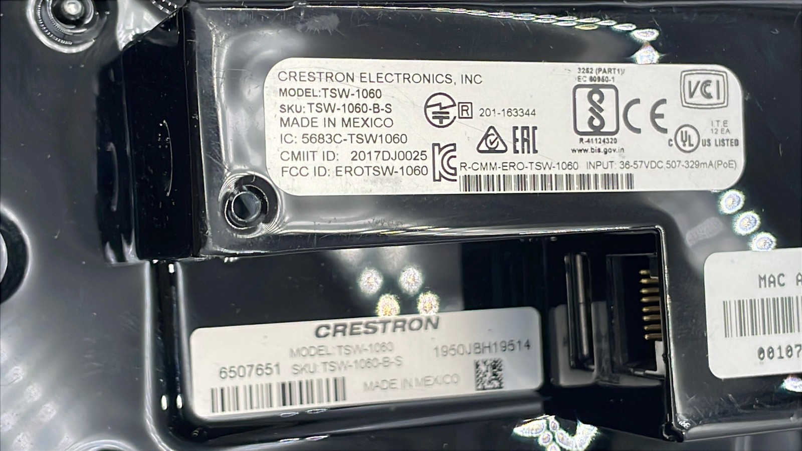 Crestron TSW-1060-B-S 10.1″ Touch Screen Control Panel PoE TSW-1060