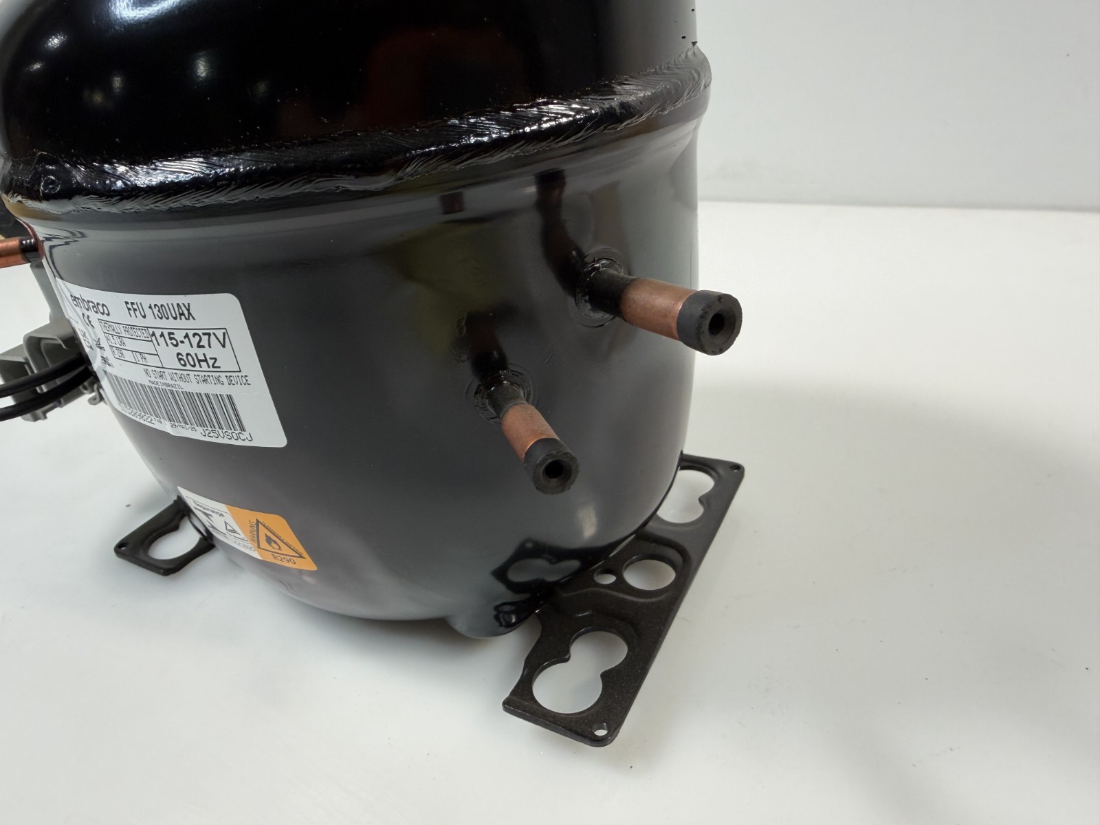 Embraco FFU130UAX Compressor 1/3 HP R290 115V L/MBP Hermetic Reciprocating NEW