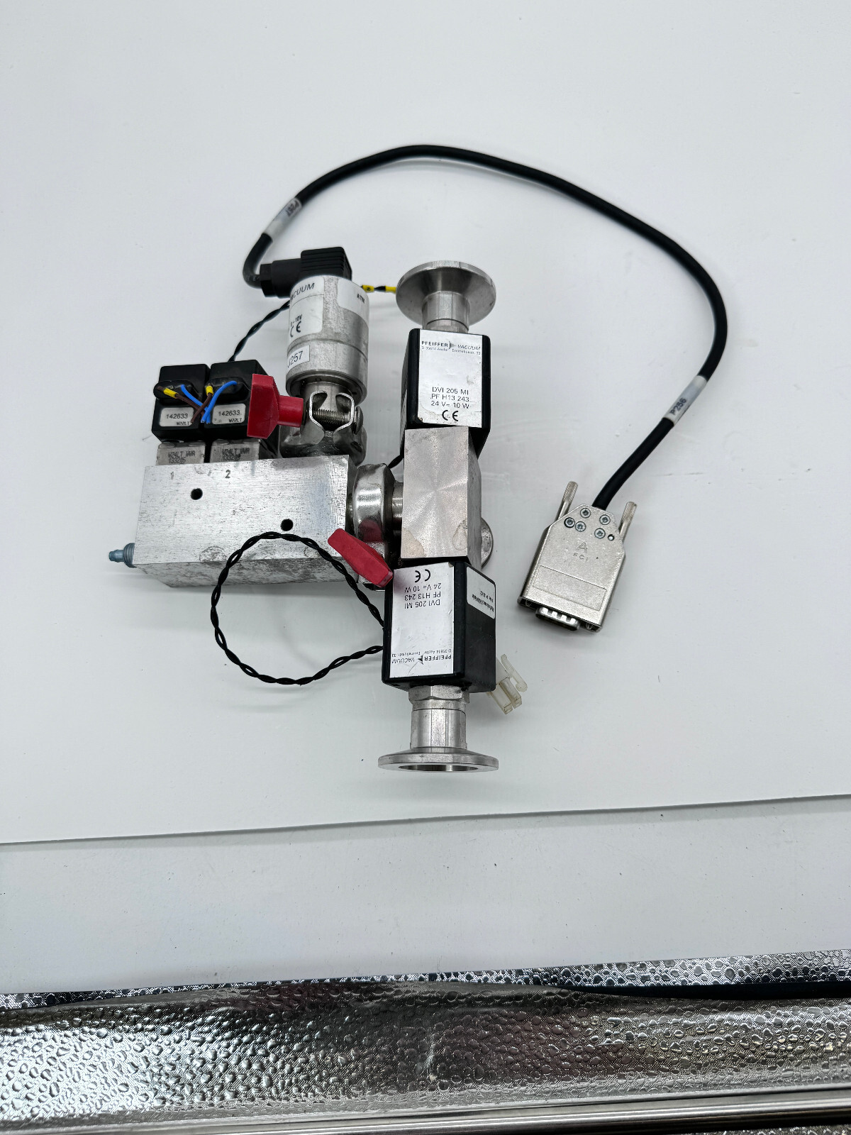 Pfeiffer Vacuum TPR270 PT R26 770 A d 35614 Asslar | DVI 205 MI burkert 5011