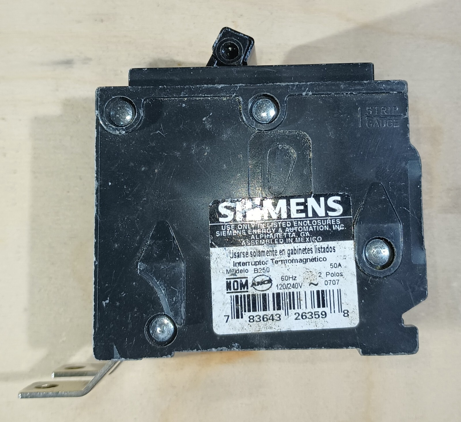 Siemens B250 Circuit Breaker