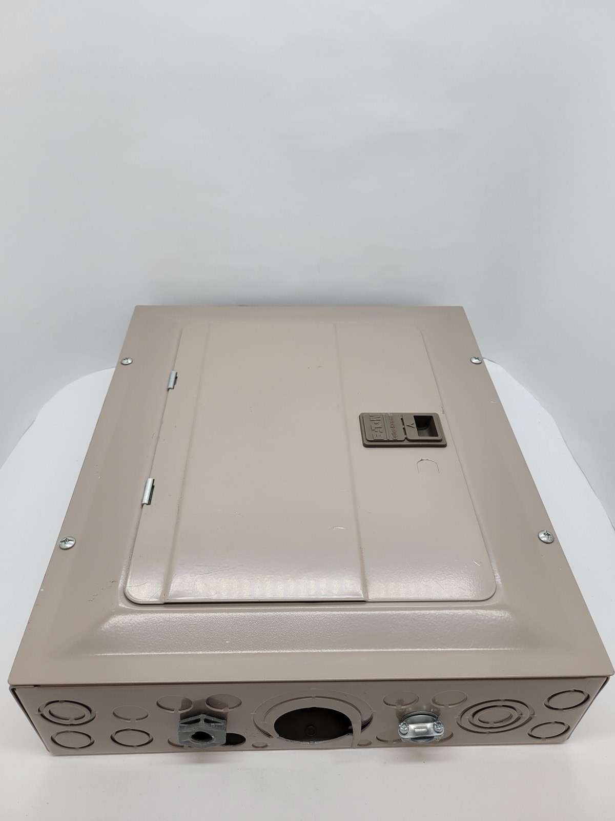 Eaton CH12L125B Main Load Center w Breakers 125A 120/240V 12Cir 1PH 25KA Type 1