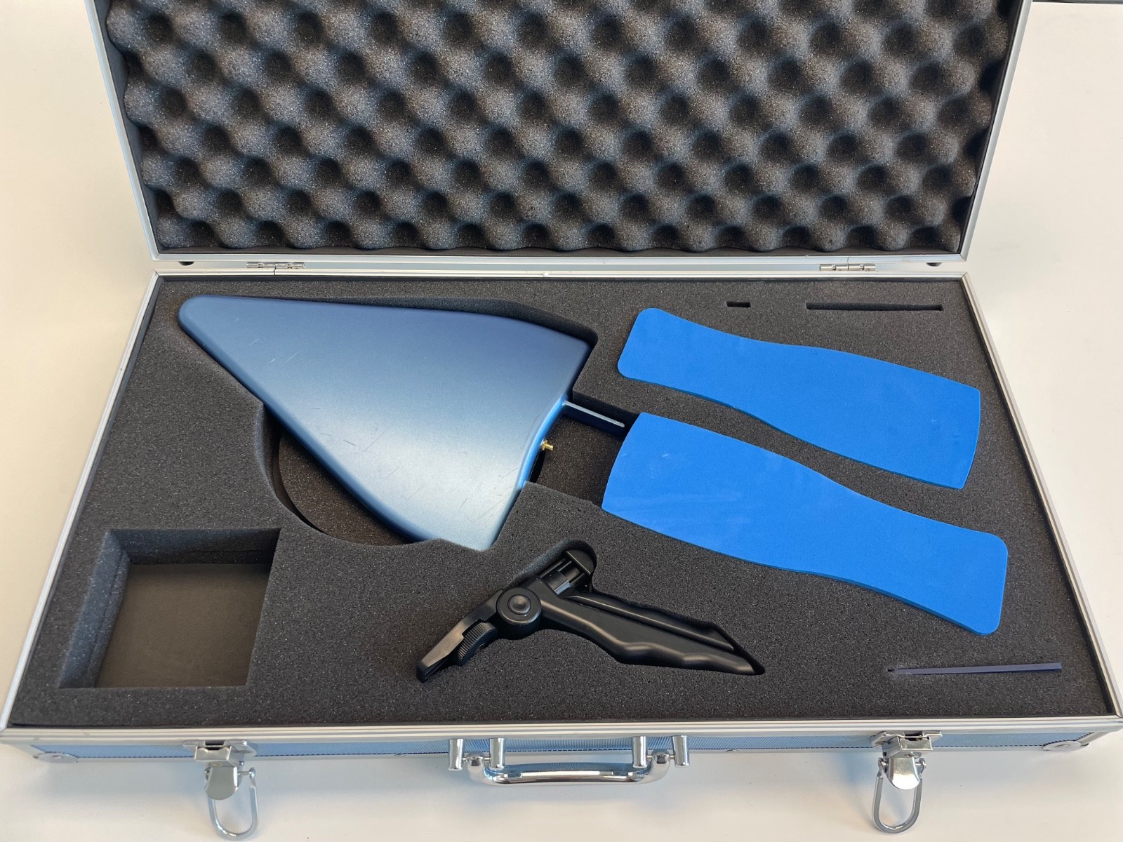 Aaronia HyerLOG 7025 Directional Antenna