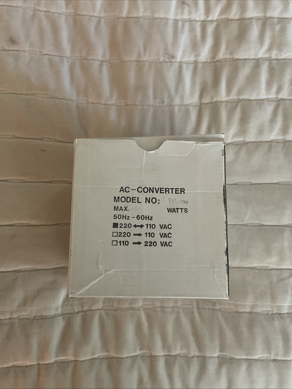 TC-300 220V to 110V 50Hz-60Hz AC-Converter Step Down Transformer