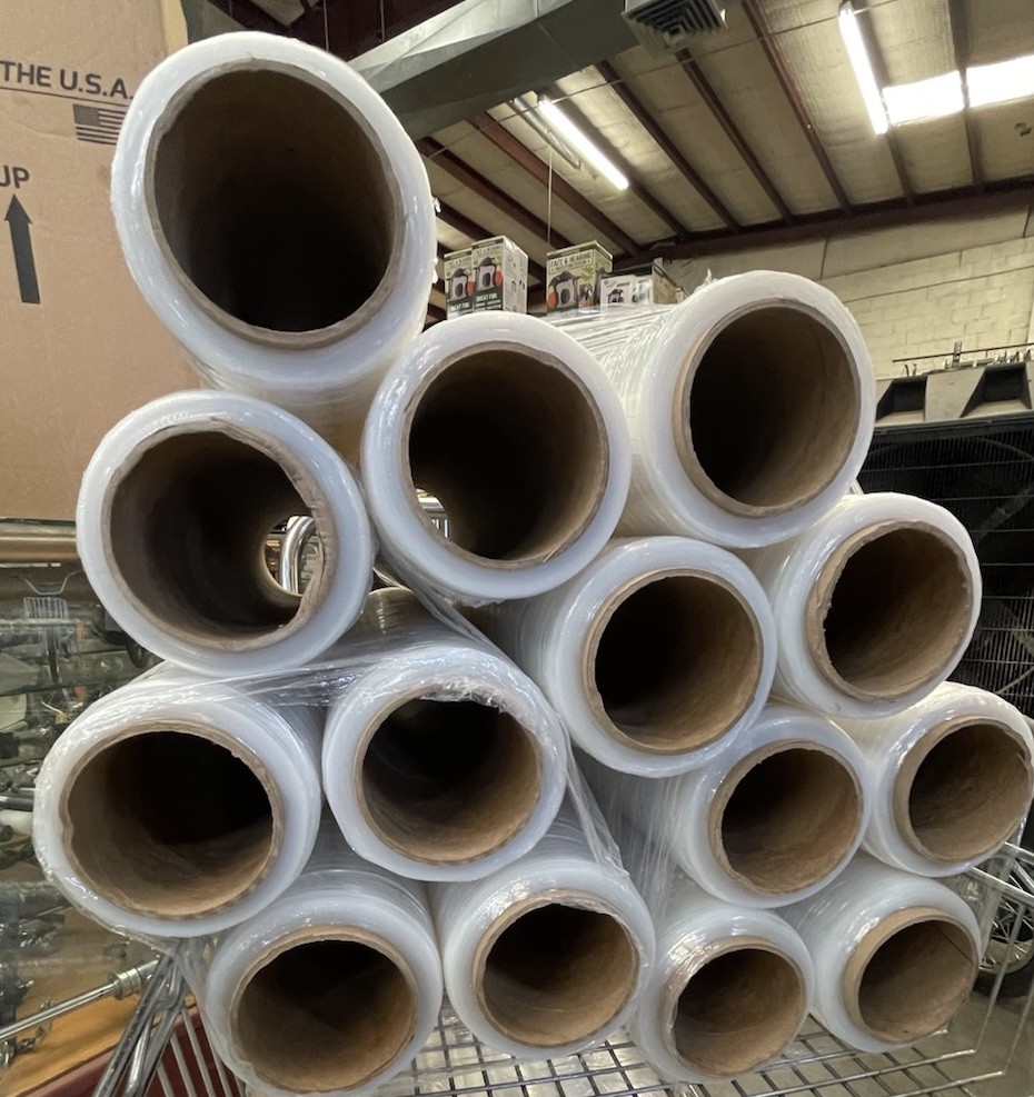 Plastic Wrap Stretch Film Clear for Moving Shipping Packing 18 In x 1200 Ft Roll