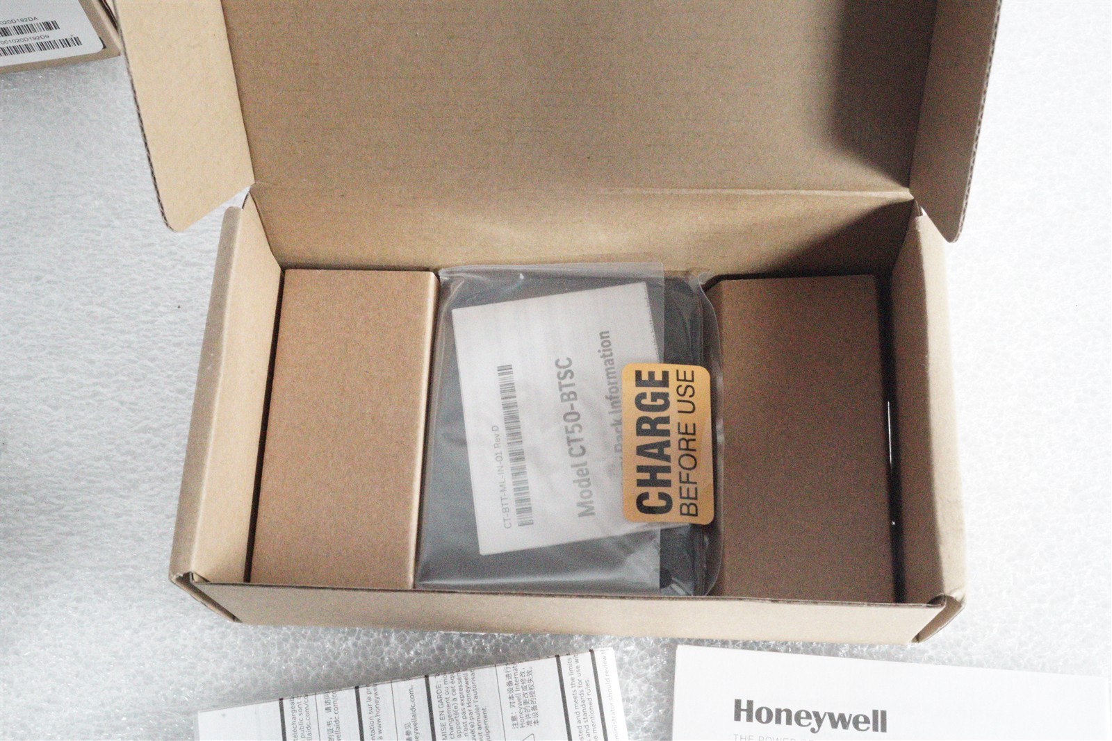 Honeywell Dolphin CT60 Mobile Handheld Computer CT60-L0N-ASC210F New W Battery