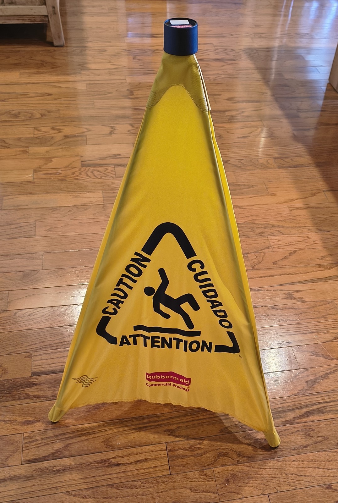 Rubbermaid Commercial Multilingual PopUp Safety Cone 32.5″ tall FG9S0100YEL