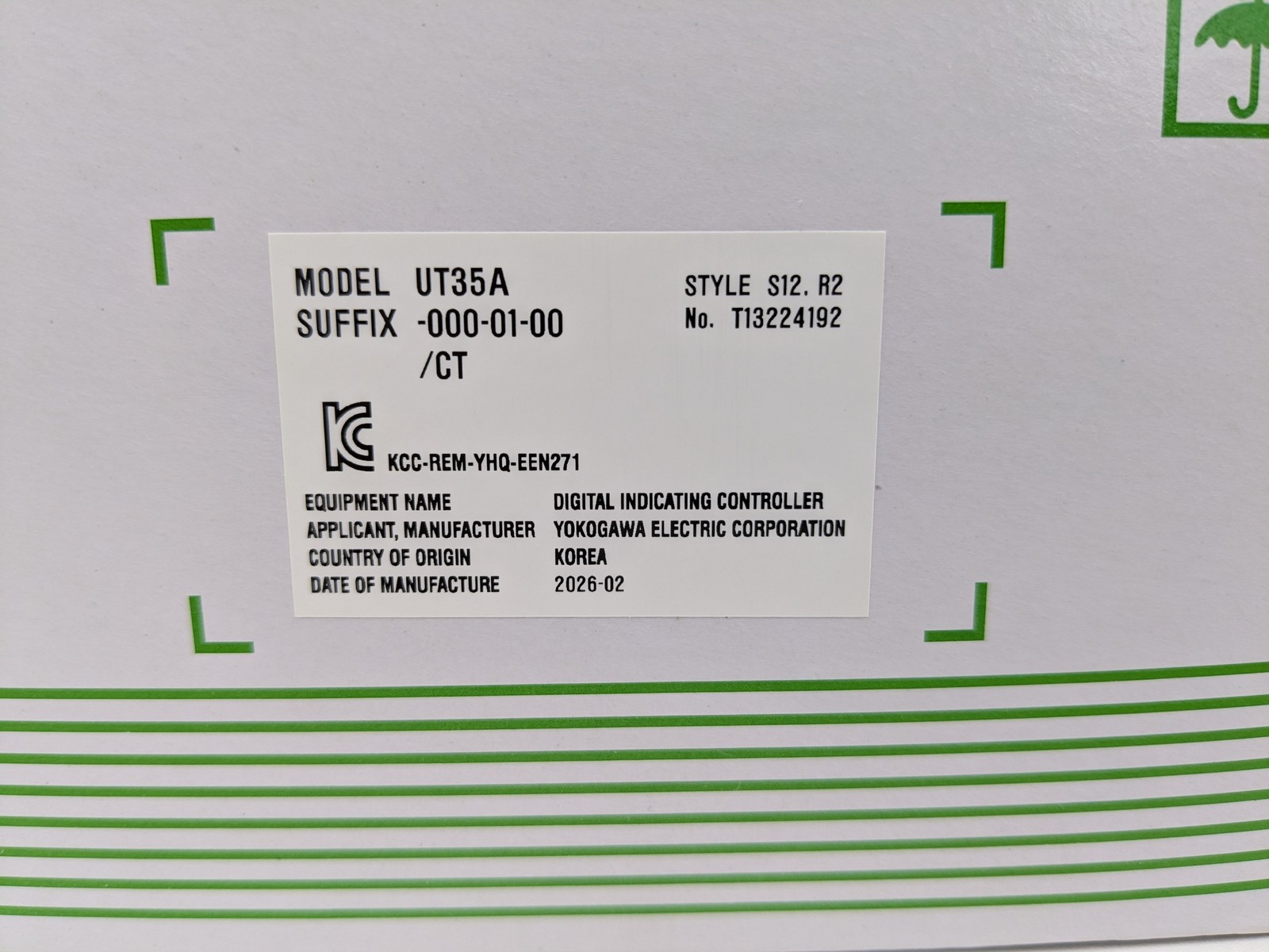 NEW YOKOGAWA UT35A General Purpose Digital Indicating Temperature Controller PID