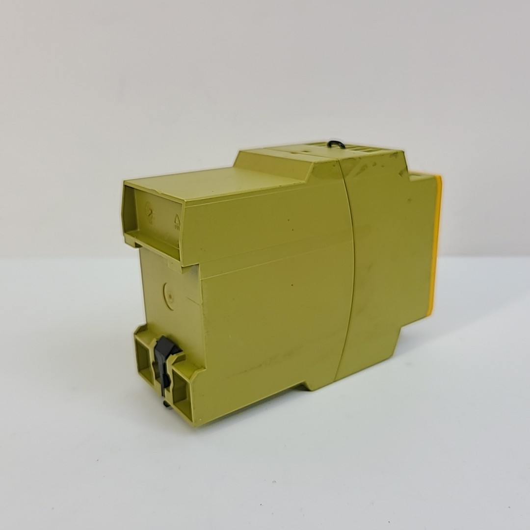 PILZ PNOZ X3 24VAC 24VDC Safety Relay 774310