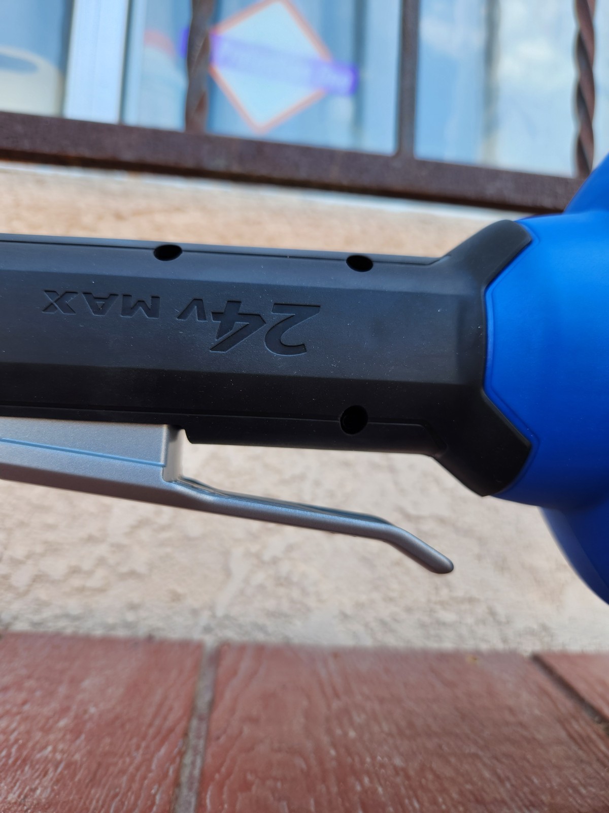 Kobalt 24V Max Brushless Cordless Dran Auger Tool Only *StuckLine* See Details