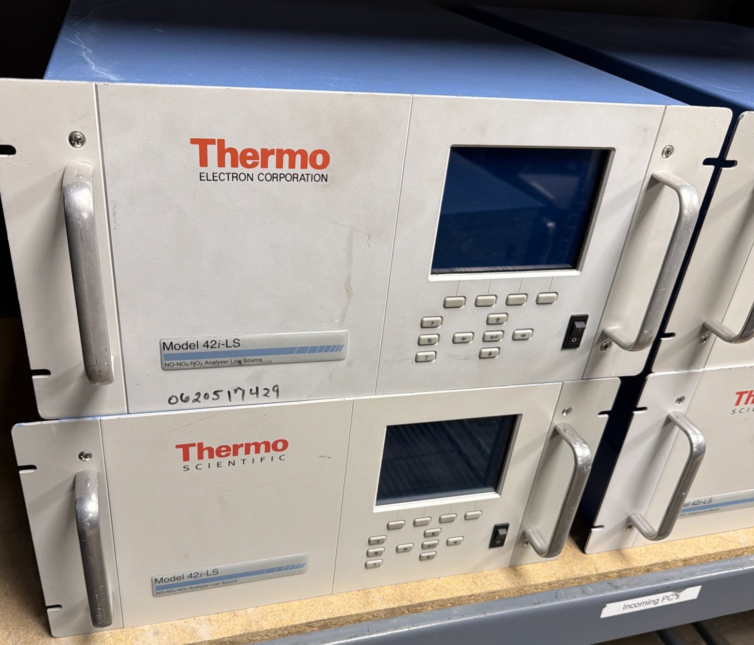 Thermo Scientific 42i-LS NO/NO2/NOx Analyzer 42ILS-ANSSPCA w/Adapter