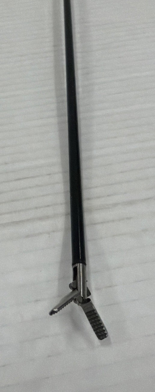 Snowden Pencer 90-7071 Laparoscopic Flat Nose, Dissector Forceps, 5.0mm x 32cm