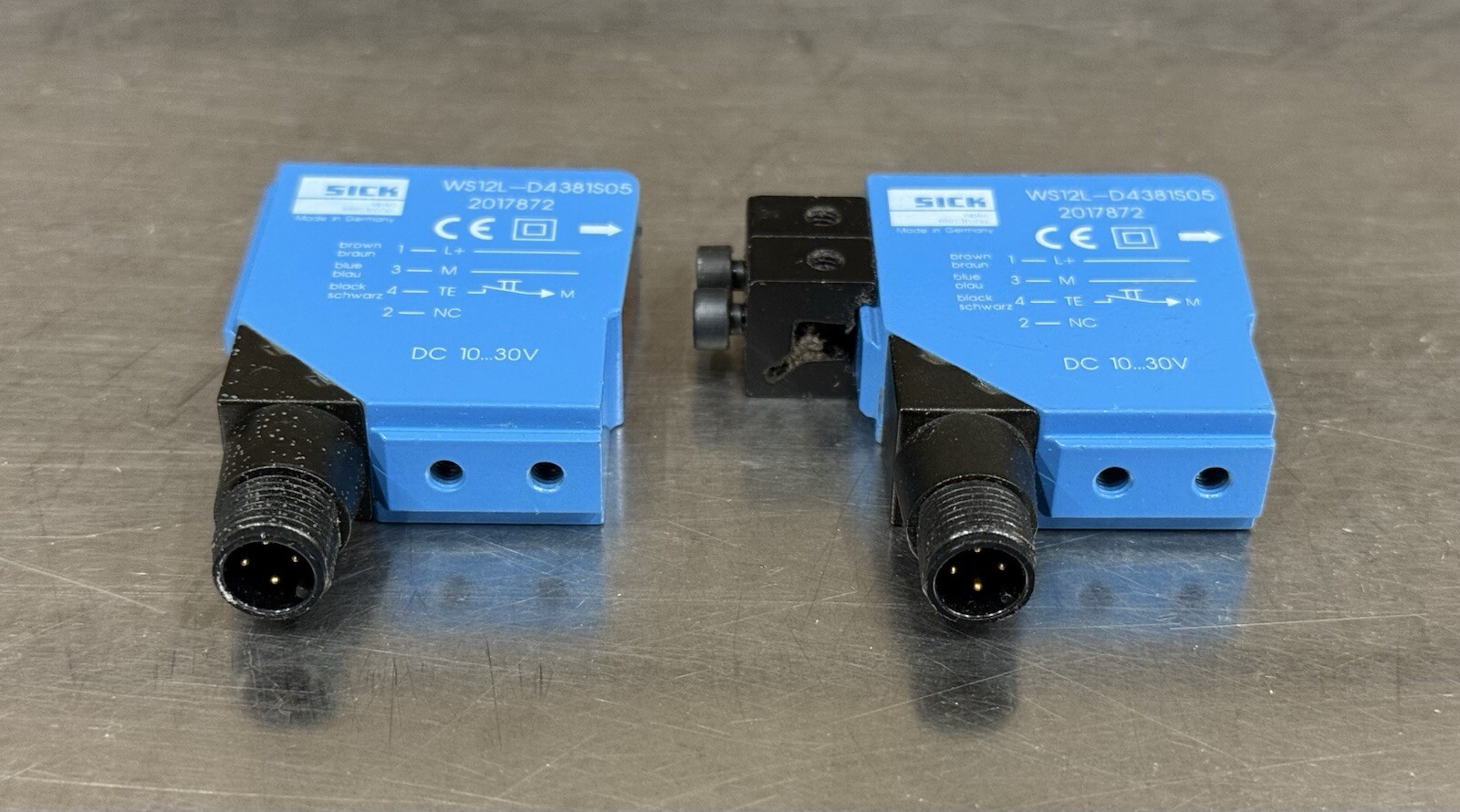 Lot Of 2 – Sick WS12L-D4381S05 2017872 Laser Light – Used