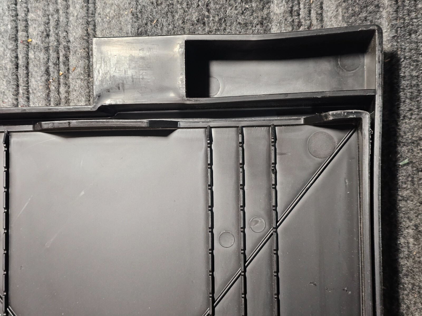 Safe Strap 0774-003 Adjustable 12″ H Black Plastic Pallet Guard
