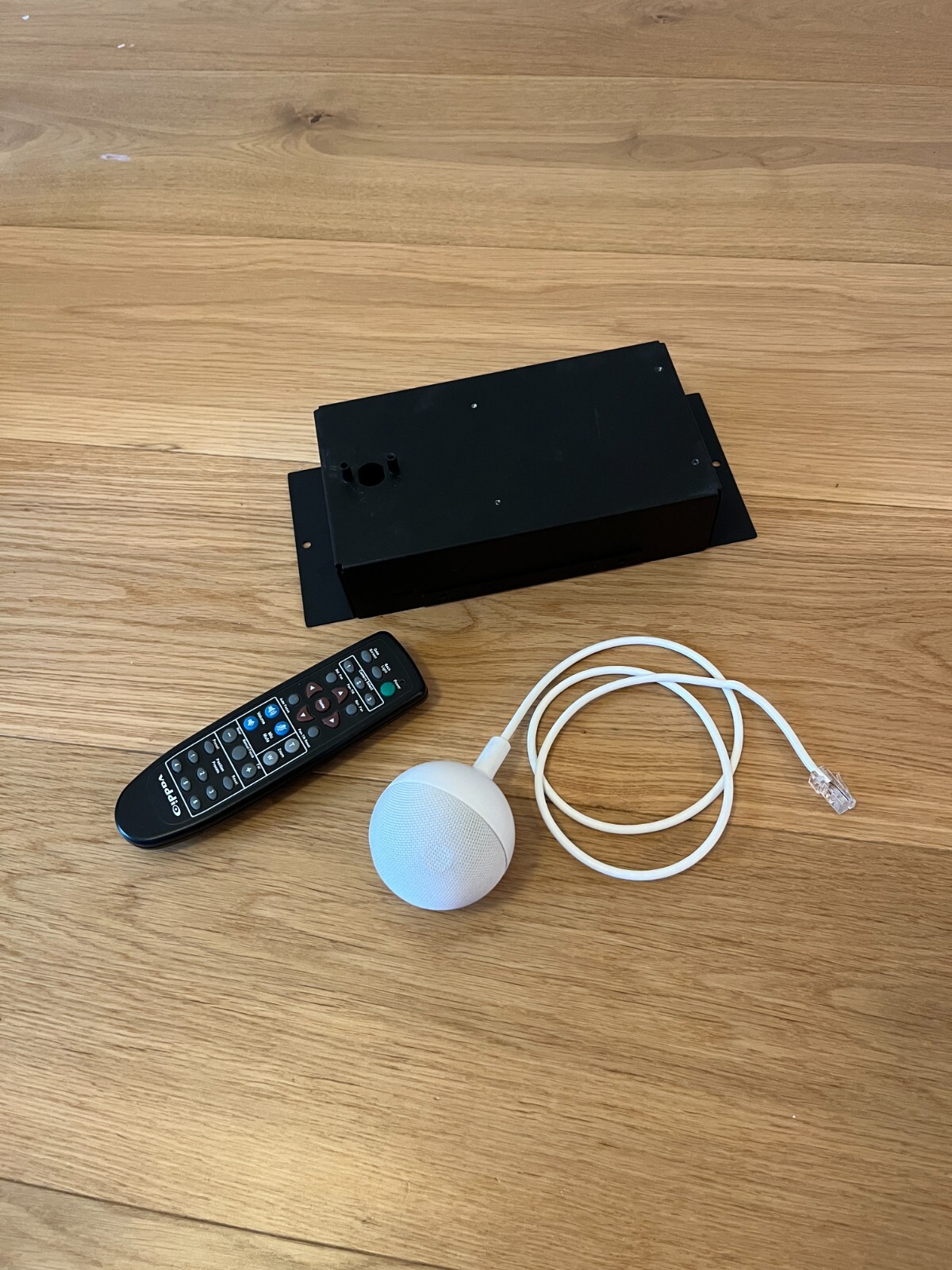 VADDIO Mic Model 998-85100-000