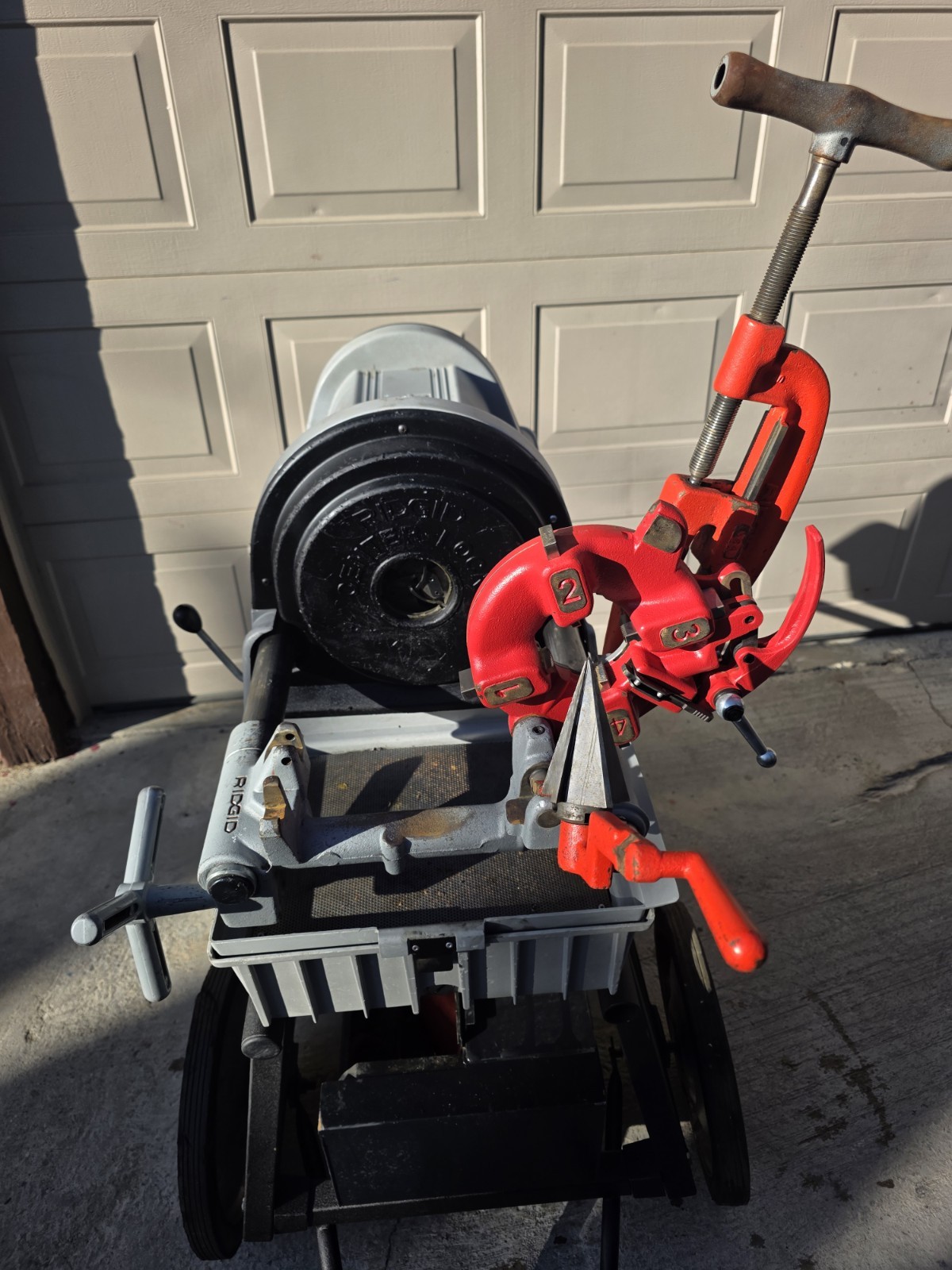RIDGID 1822I Pipe Threading Machine