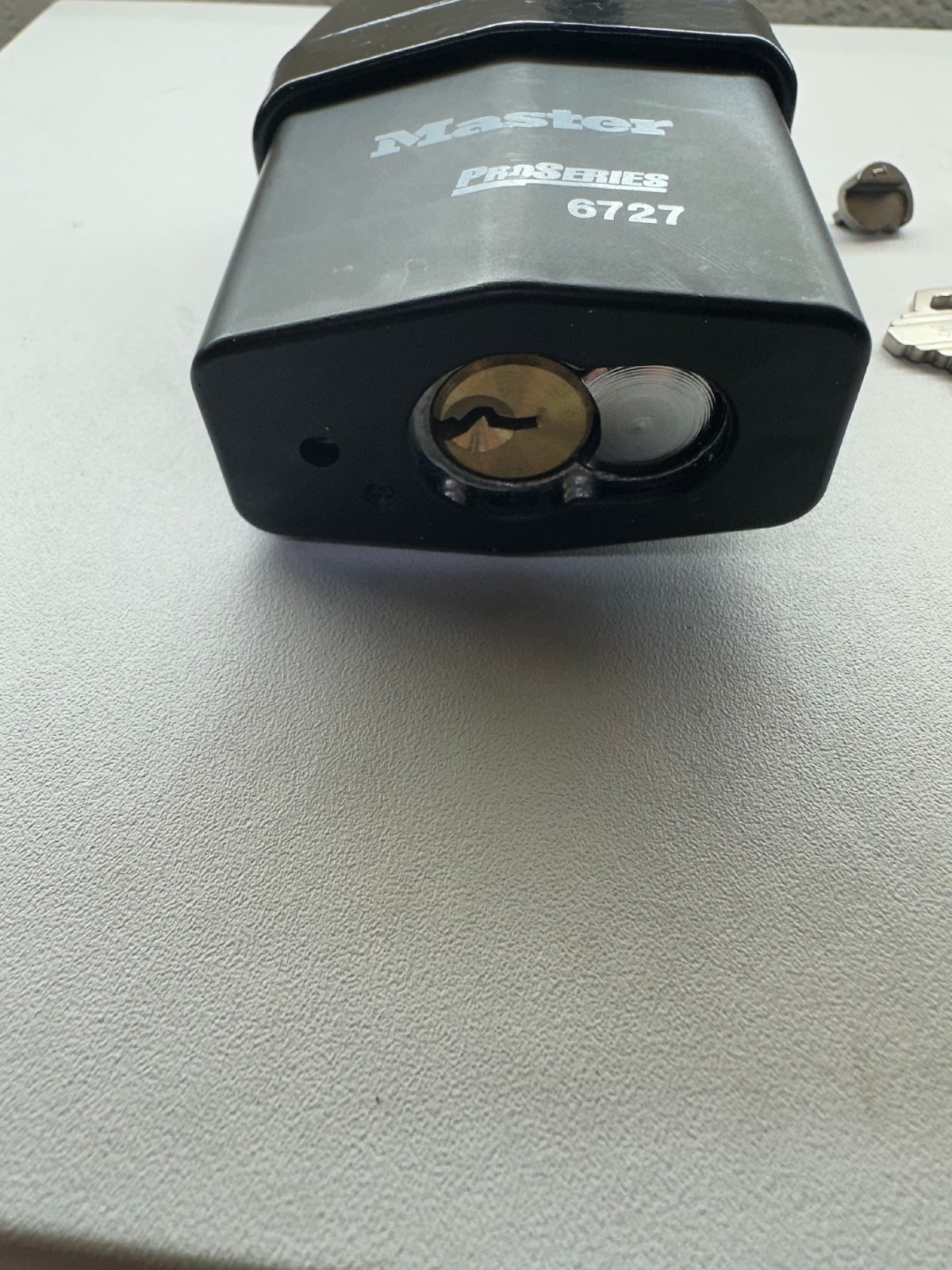 MasterLock 6727 ProSeries Padlock Installed Cylinder Schlage SC4