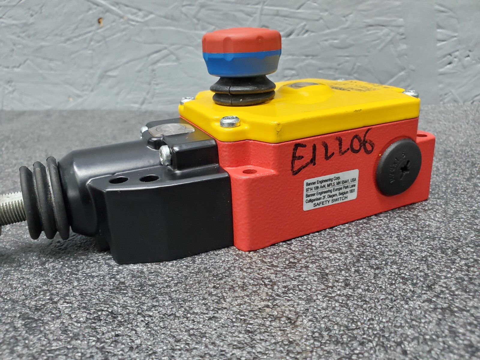BANNER ENGINEERING RP-RM83F-38LTE Cable Pull Switch