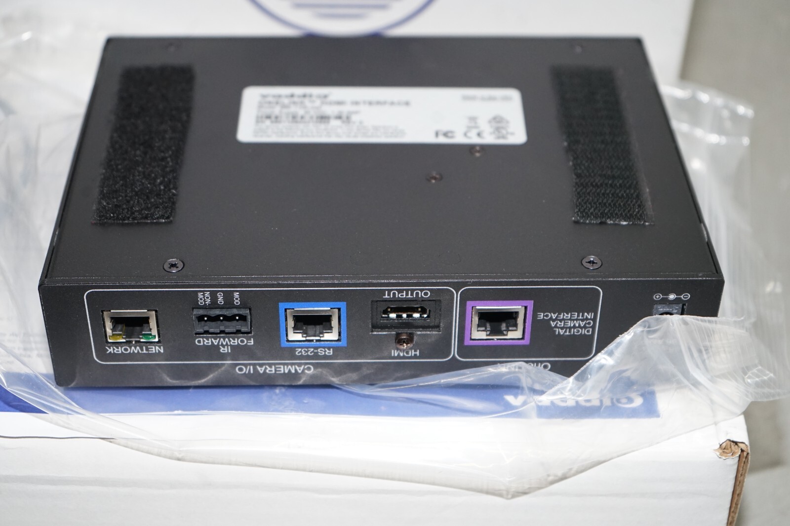 ^ Vaddio 999-99630 RoboSHOT 30E HDBT OneLINK Bridge System #X4580