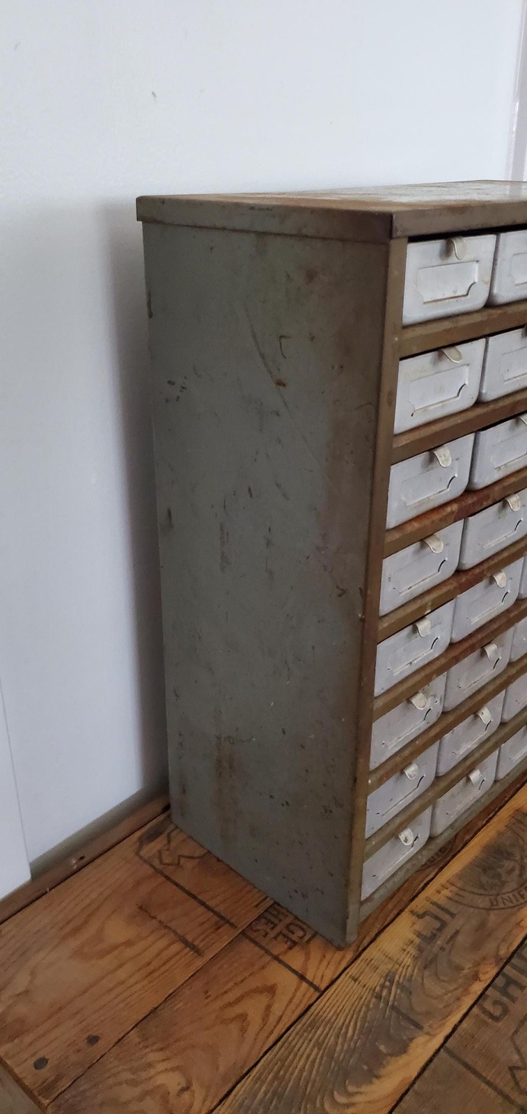 Industrial Vtg Metal Parts Drawer Hardware Bin w 32 Aluminum Drawers c.1950s
