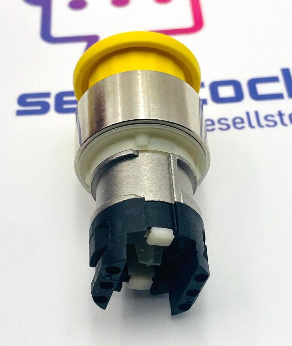 SIEMENS 3SB3500-1DA31 Pushbutton (5 Pcs In 1 Box)