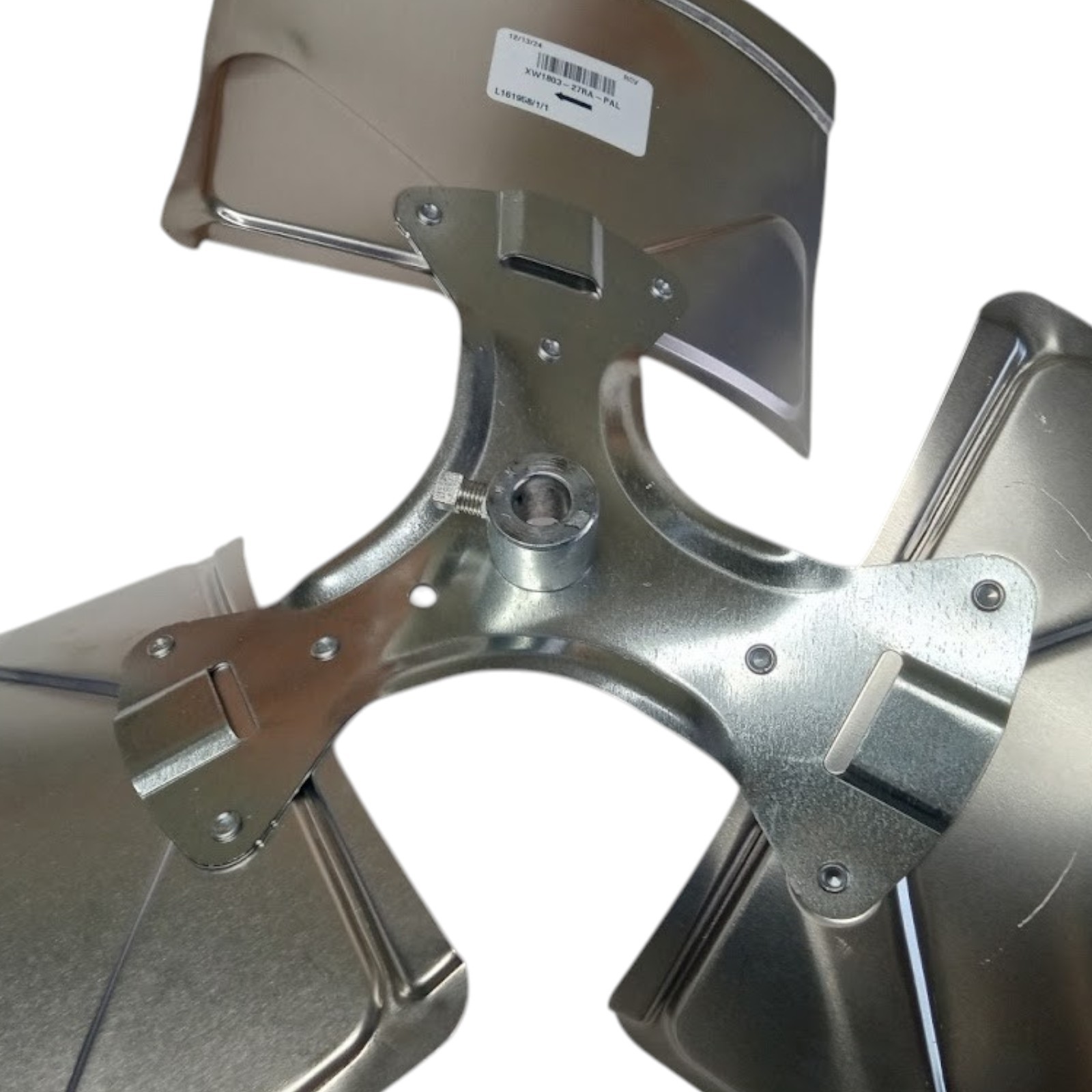 XW-1803-27RA HVAC Condenser Fan Blade 18 in 3 Blade 27 Degree 1/2″ Bore CW