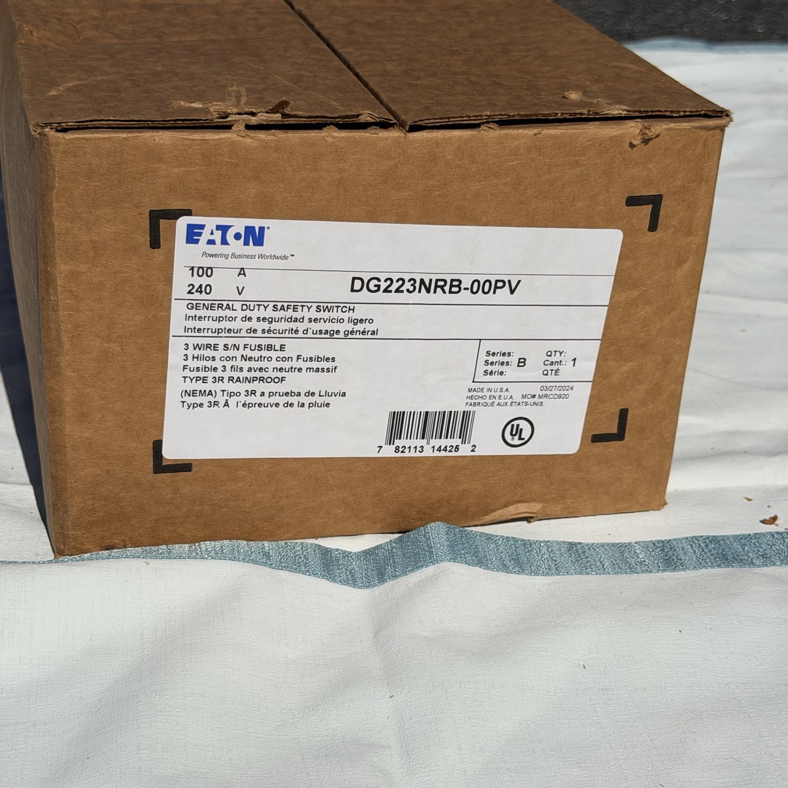 Eaton 100A DISCONNECT SWITCH OUTDOOR 3PHASE 240V FUSE TYPE NEMA 3R EATON